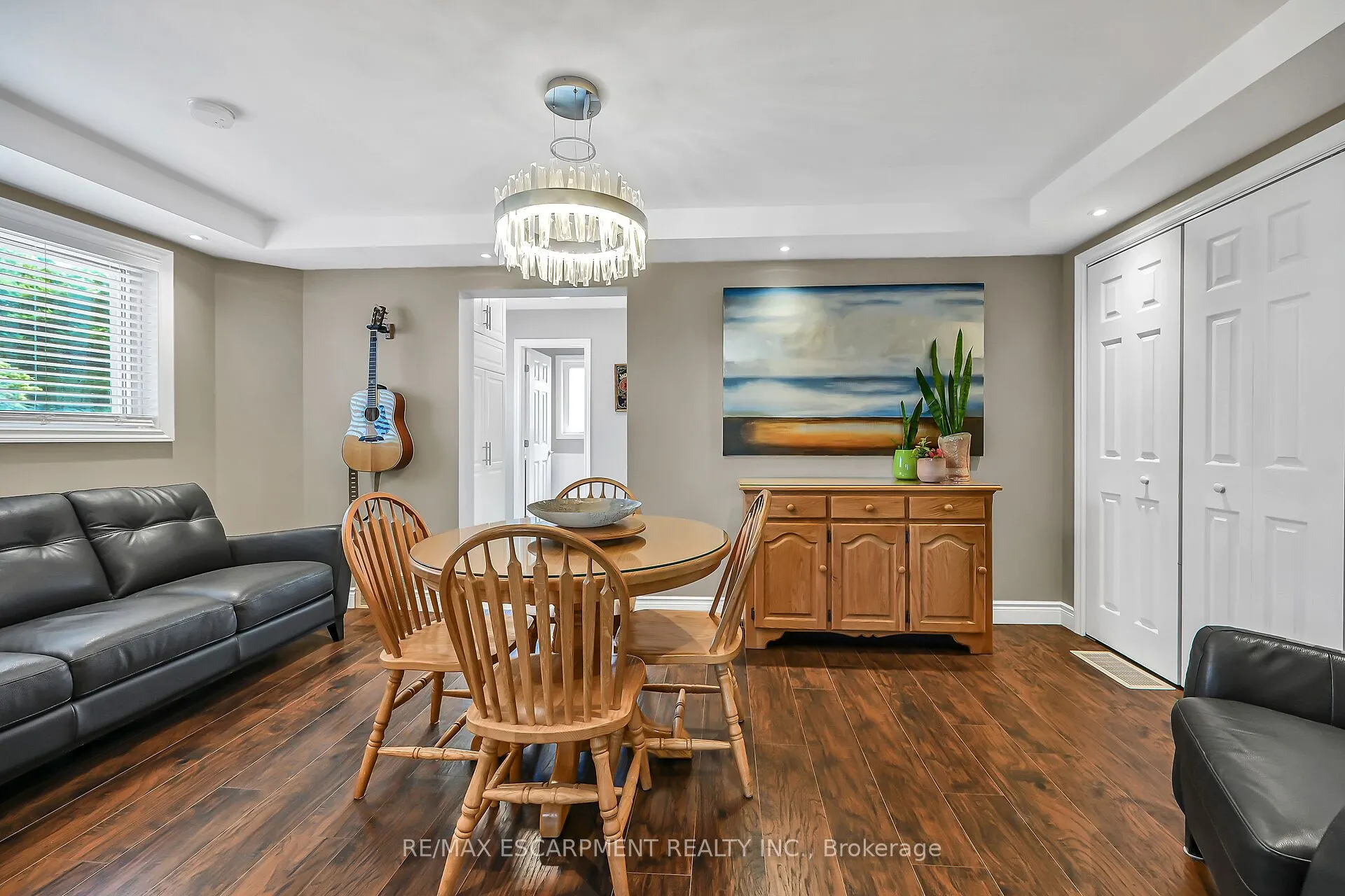 533 Cochrane Road