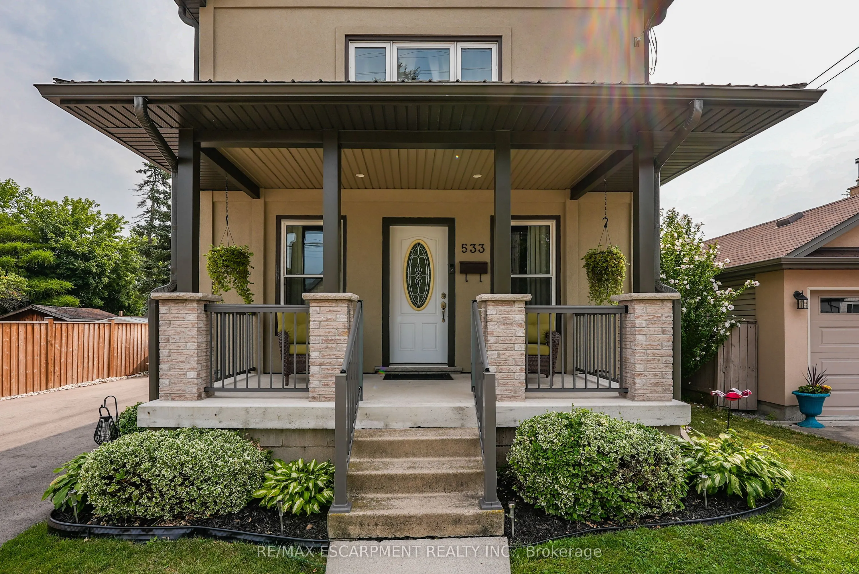 533 Cochrane Road