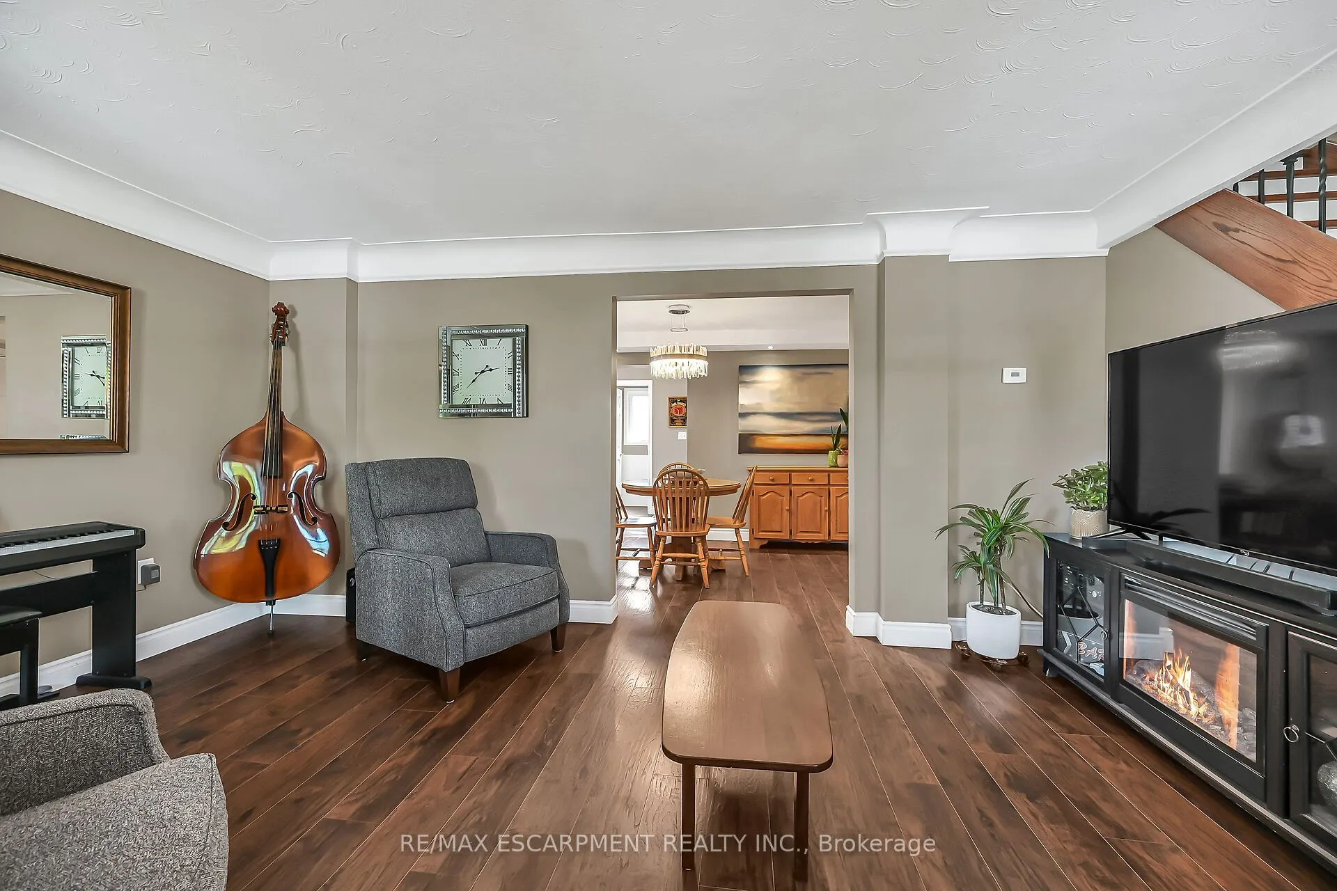 533 Cochrane Road