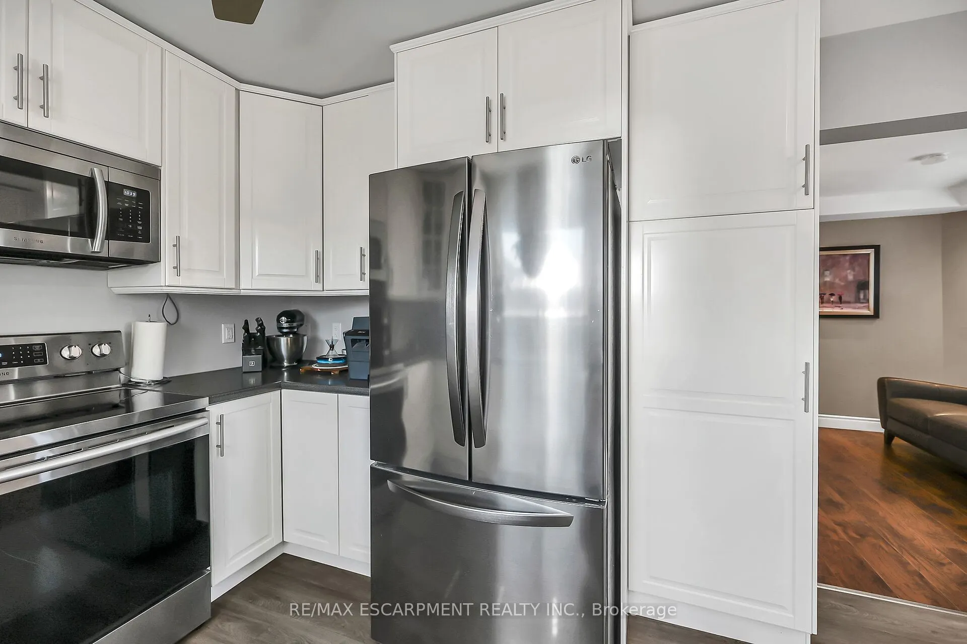 533 Cochrane Road