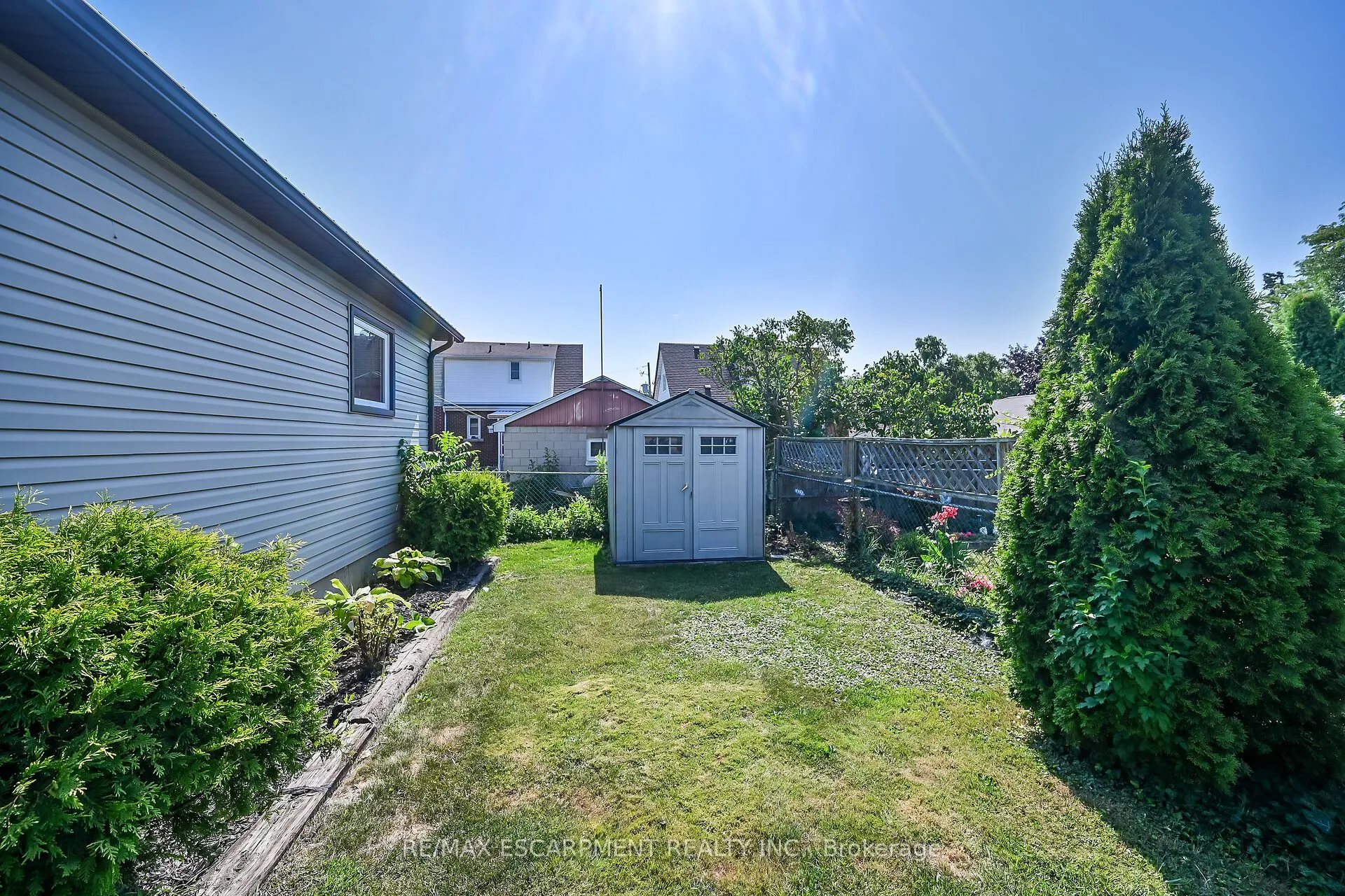 533 Cochrane Road