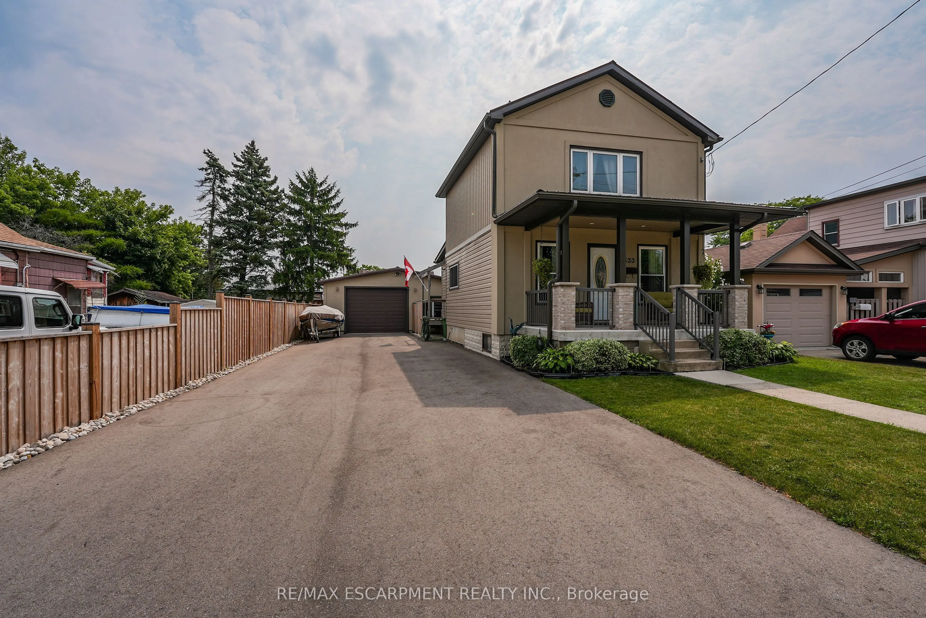 533 Cochrane Road