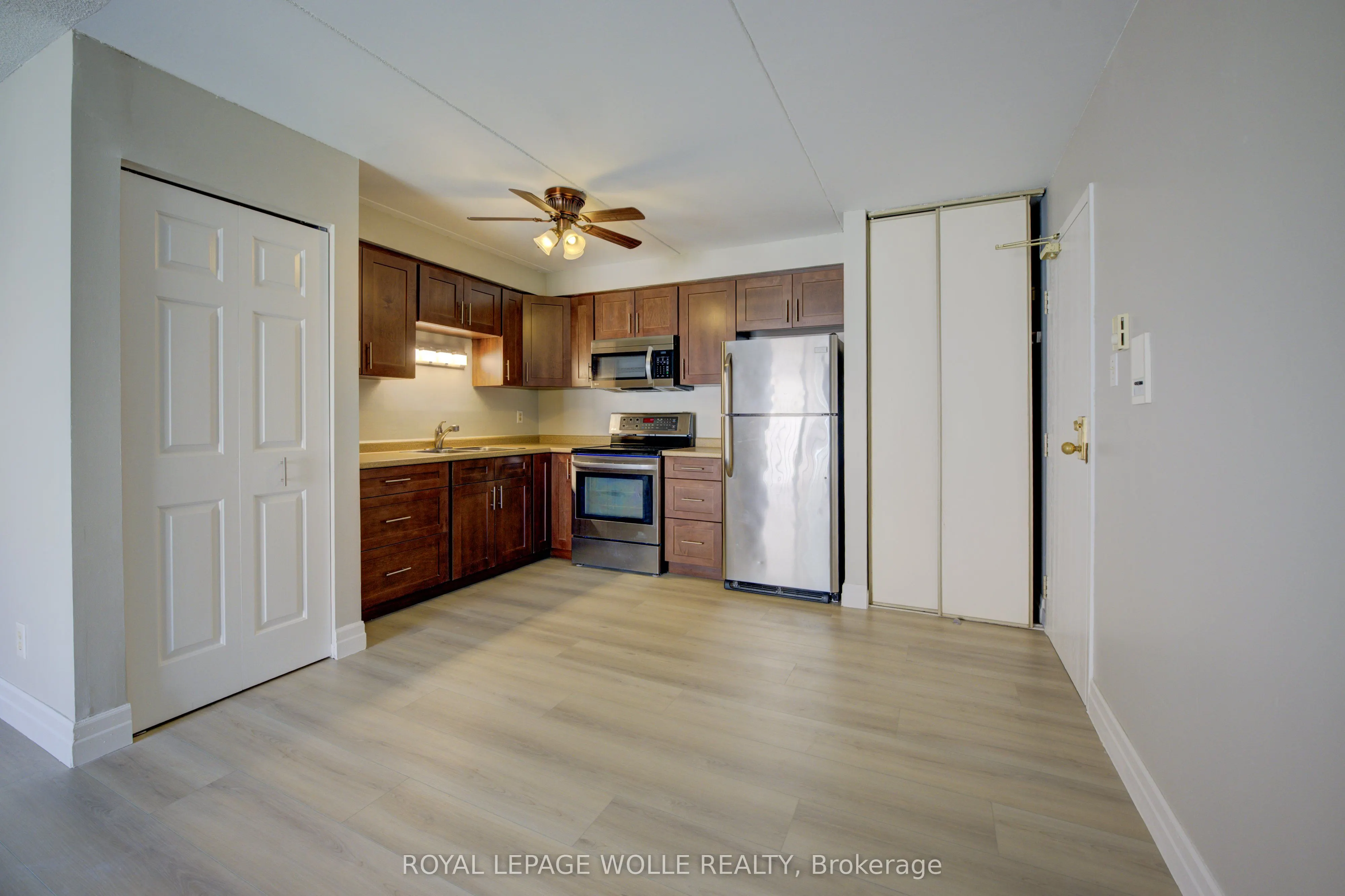 329 Northlake Drive, #7