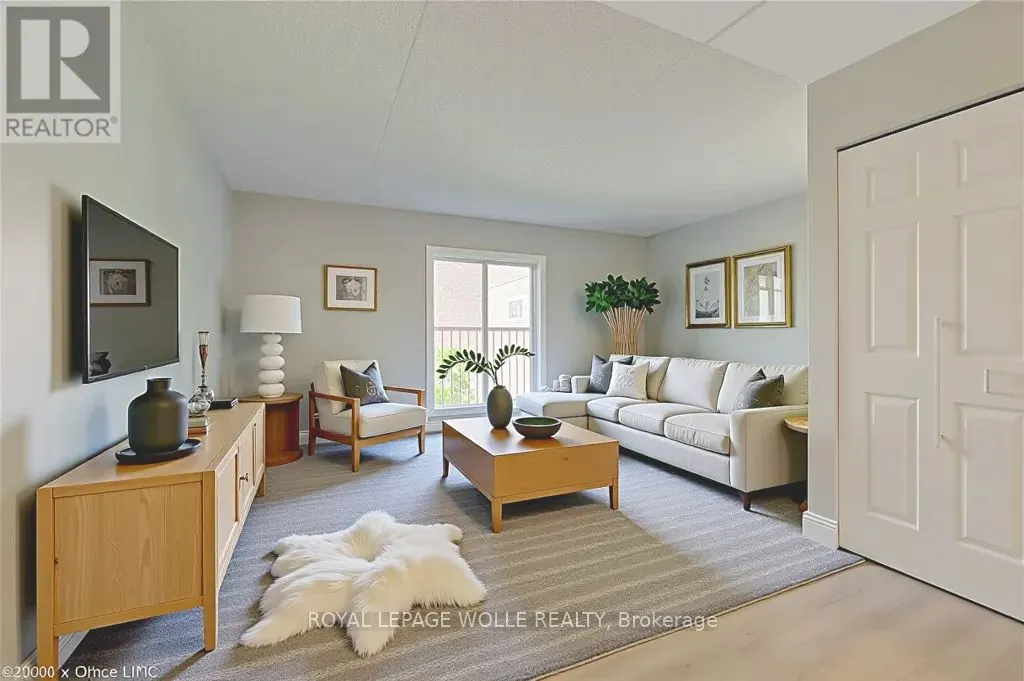 329 Northlake Drive, #7
