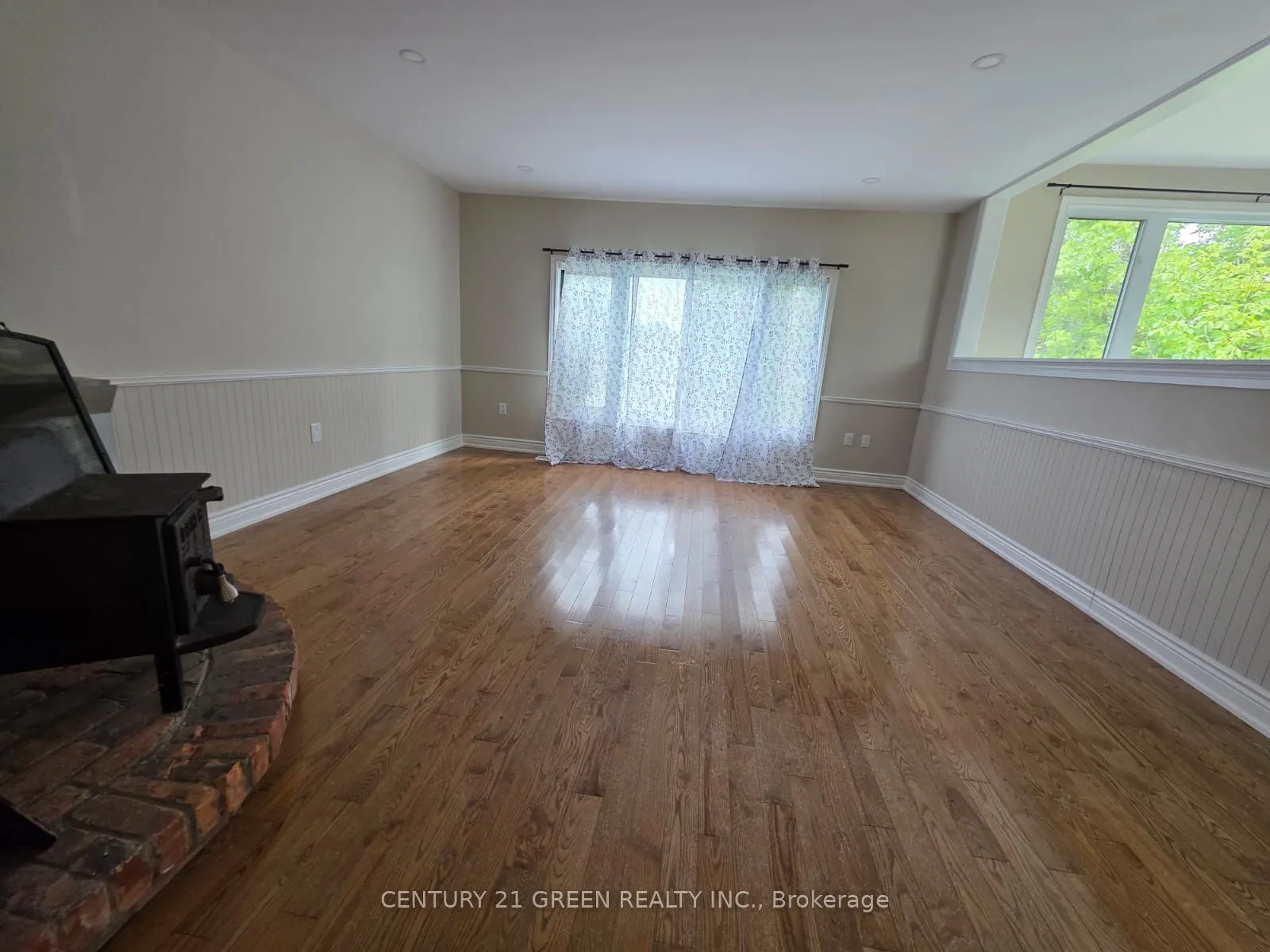 418 Mountain Road