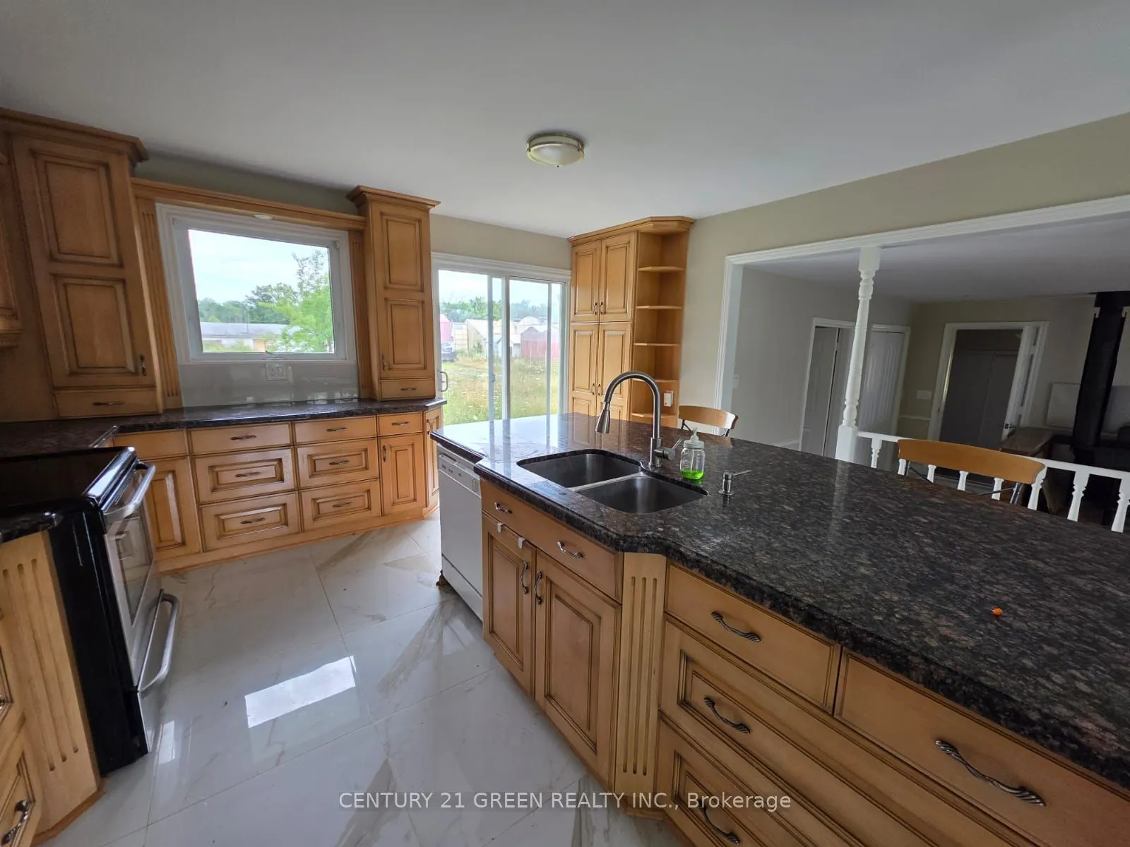 418 Mountain Road