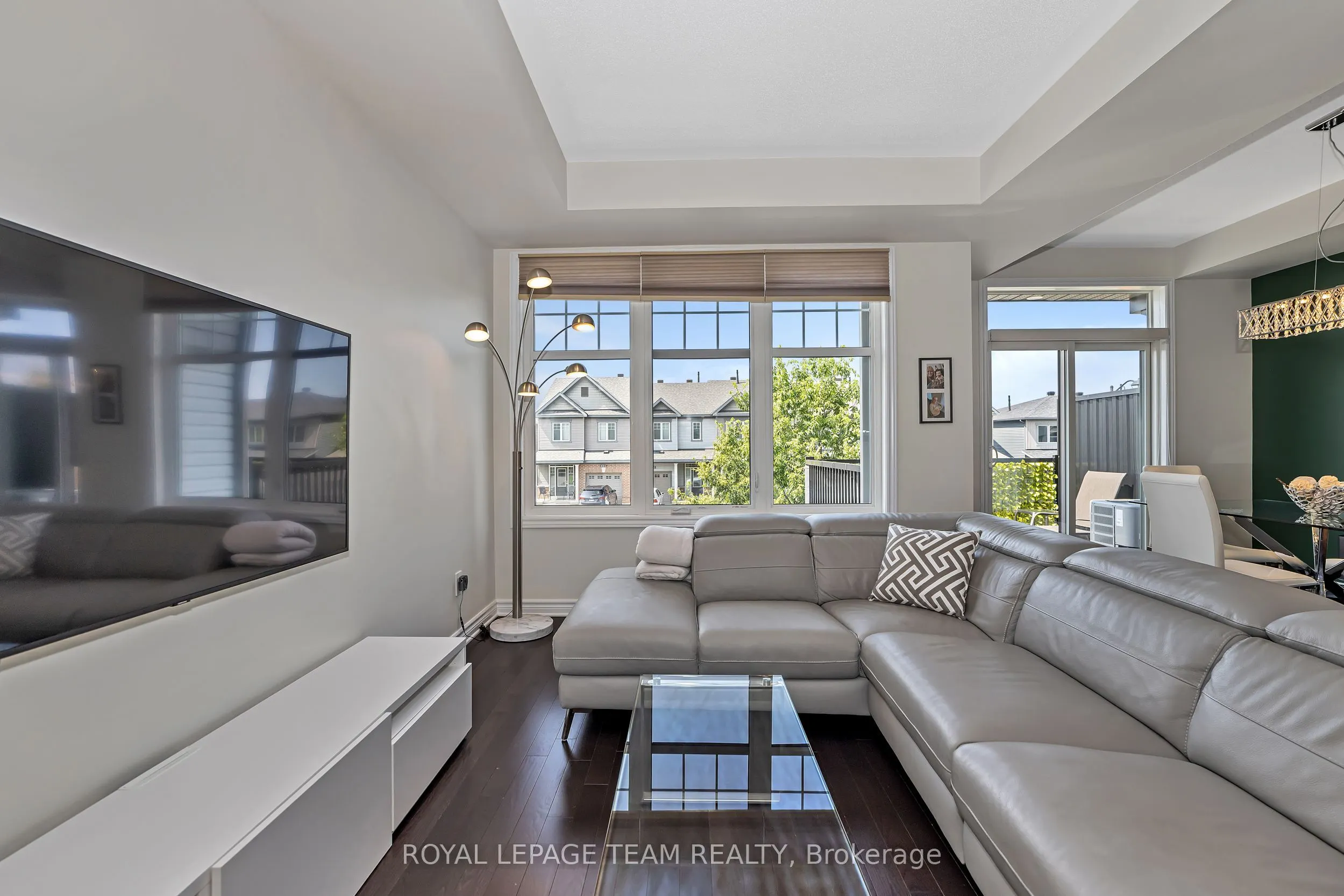 887 Kilbirnie Drive