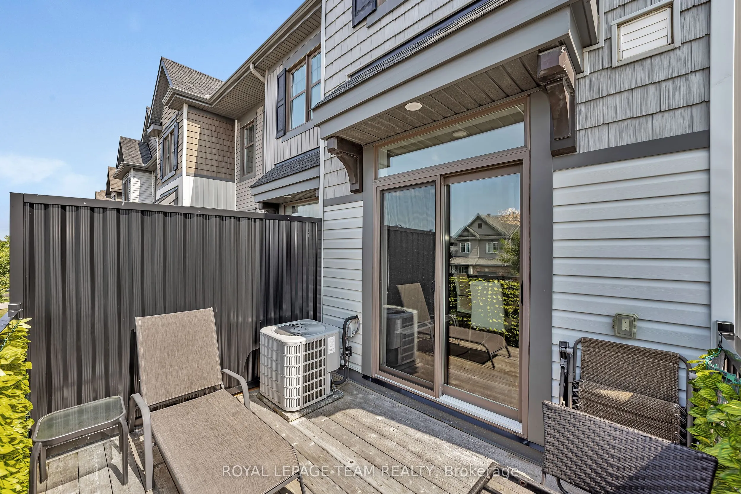 887 Kilbirnie Drive