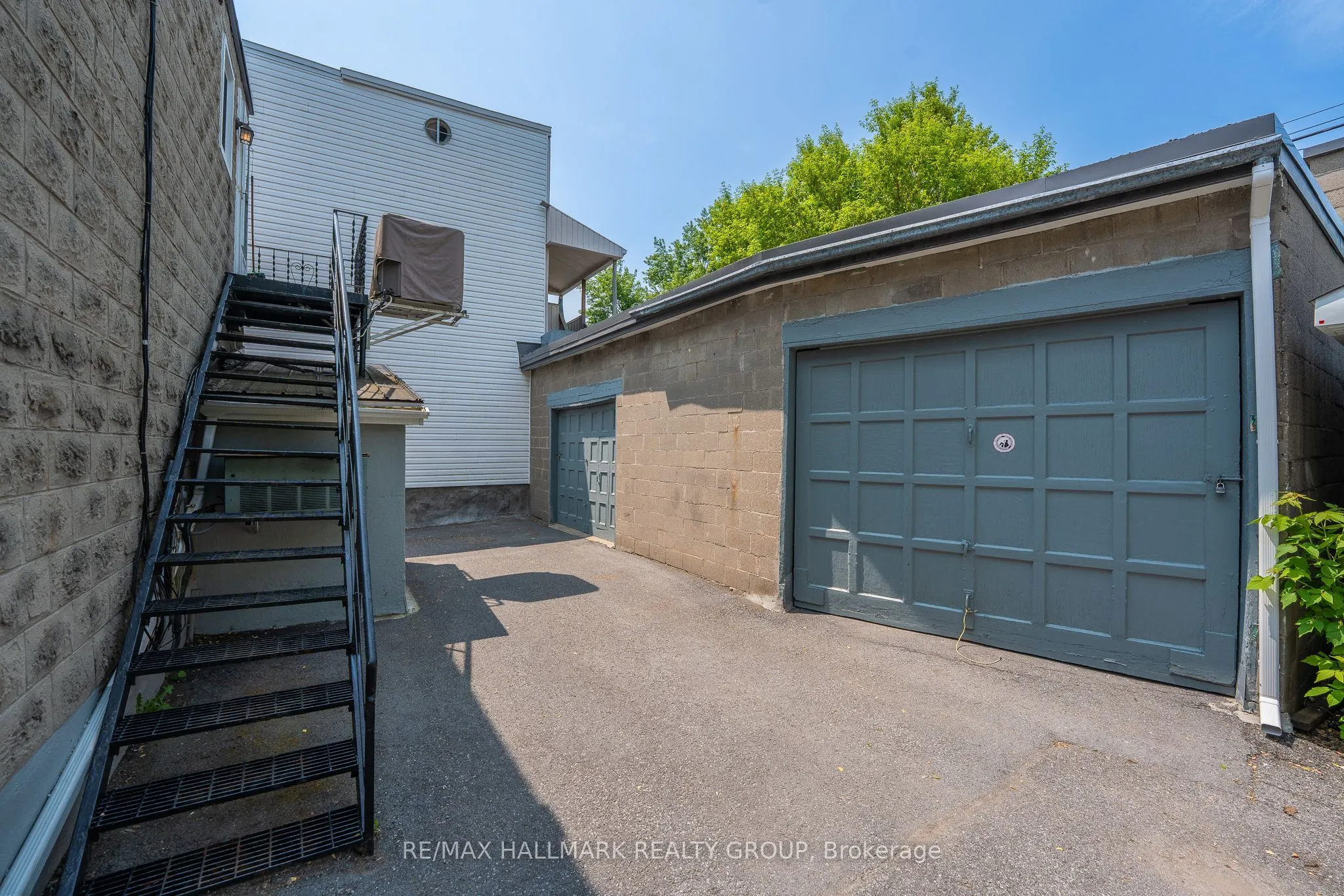 219 Bruyère Street