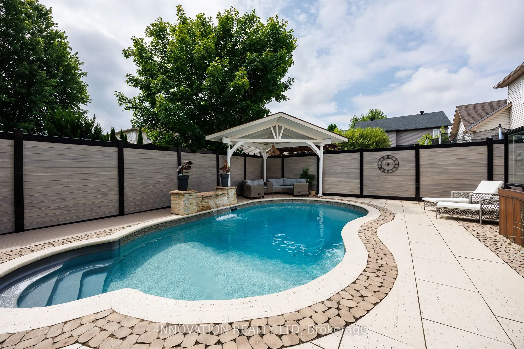 534 Landswood Way