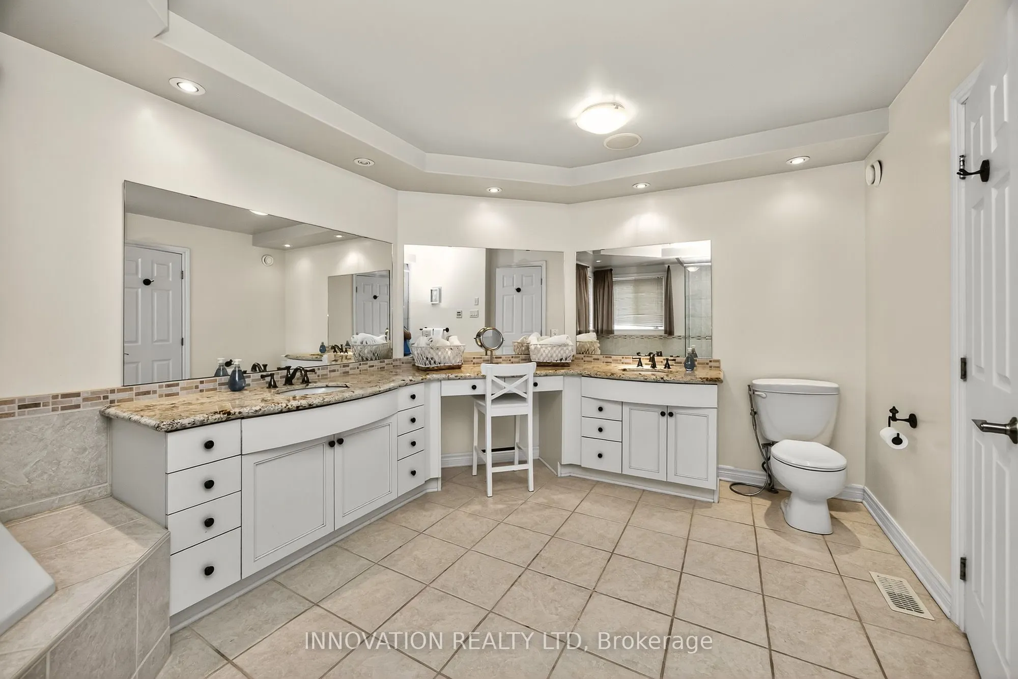 534 Landswood Way