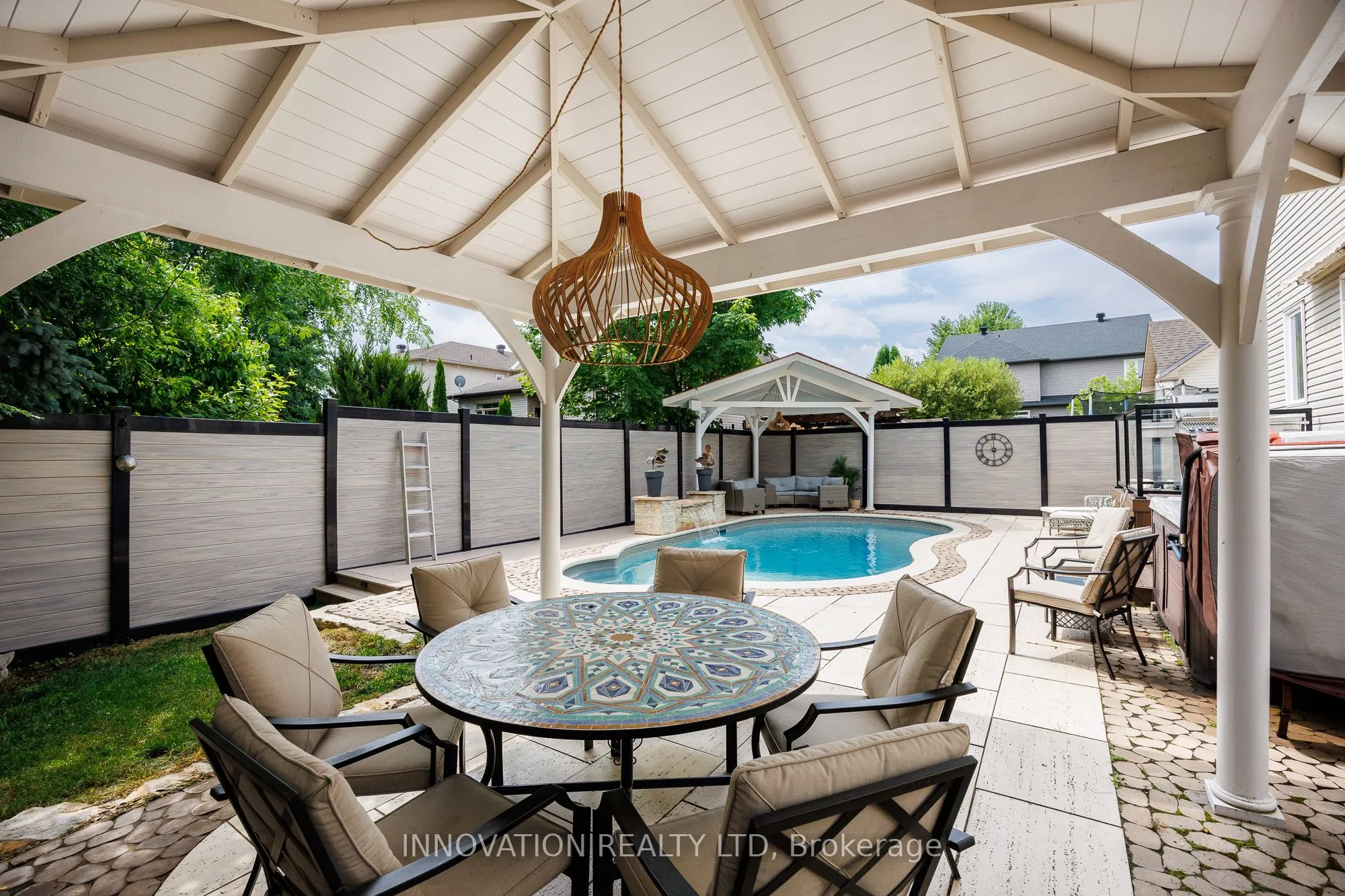 534 Landswood Way