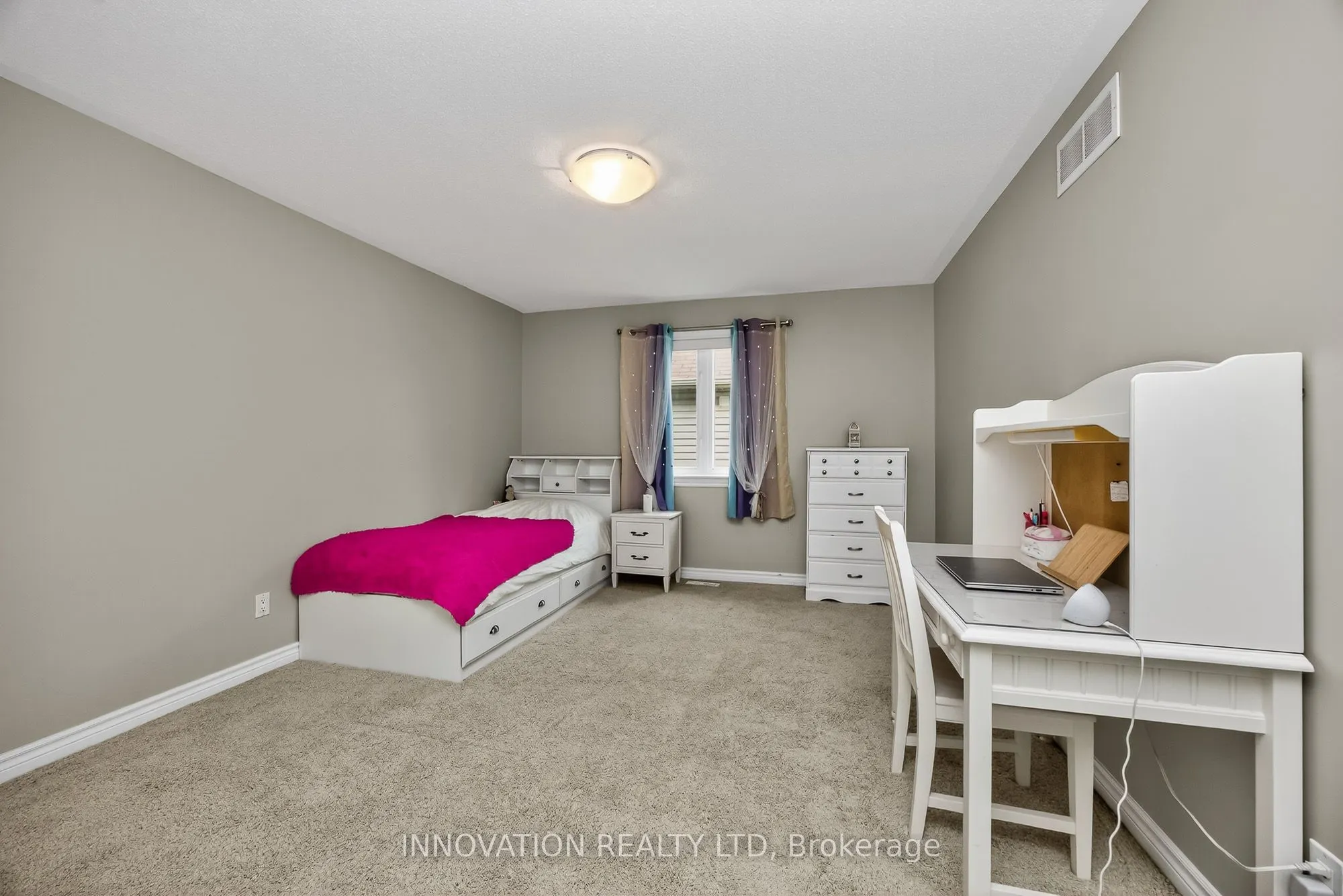 534 Landswood Way
