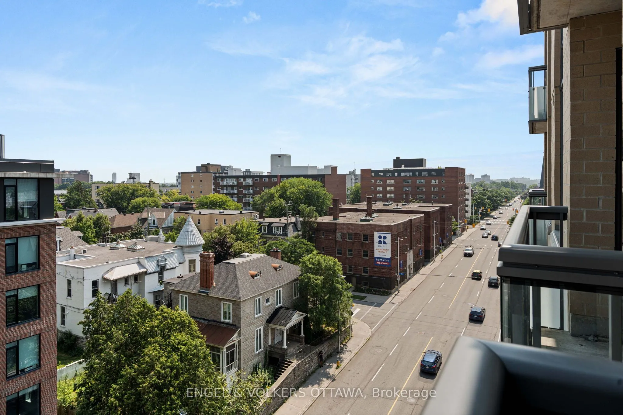 238 Besserer Street, #913