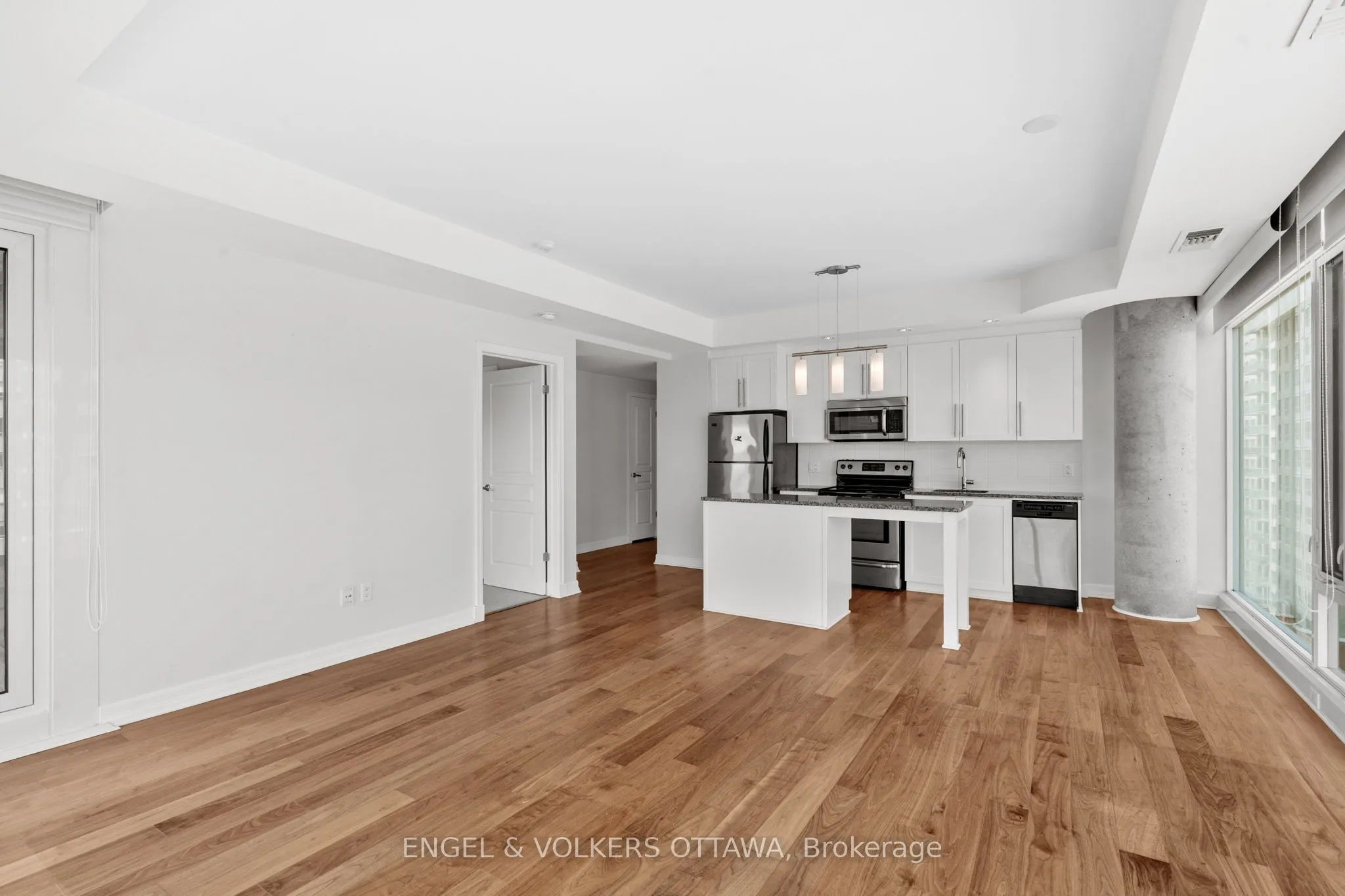 238 Besserer Street, #913