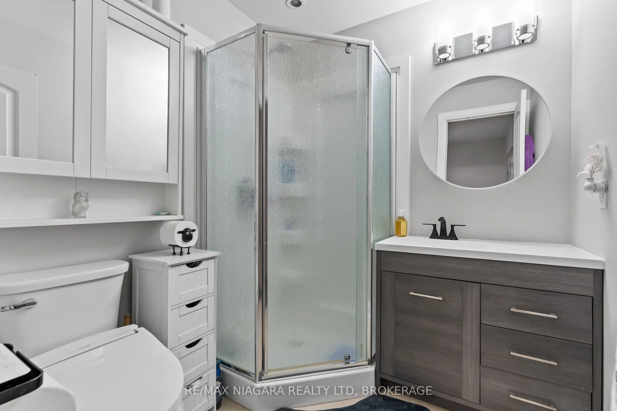 7 GIBSON Place, #35