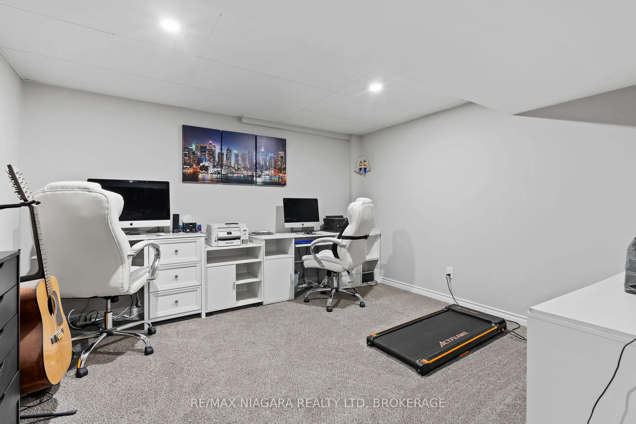 7 GIBSON Place, #35