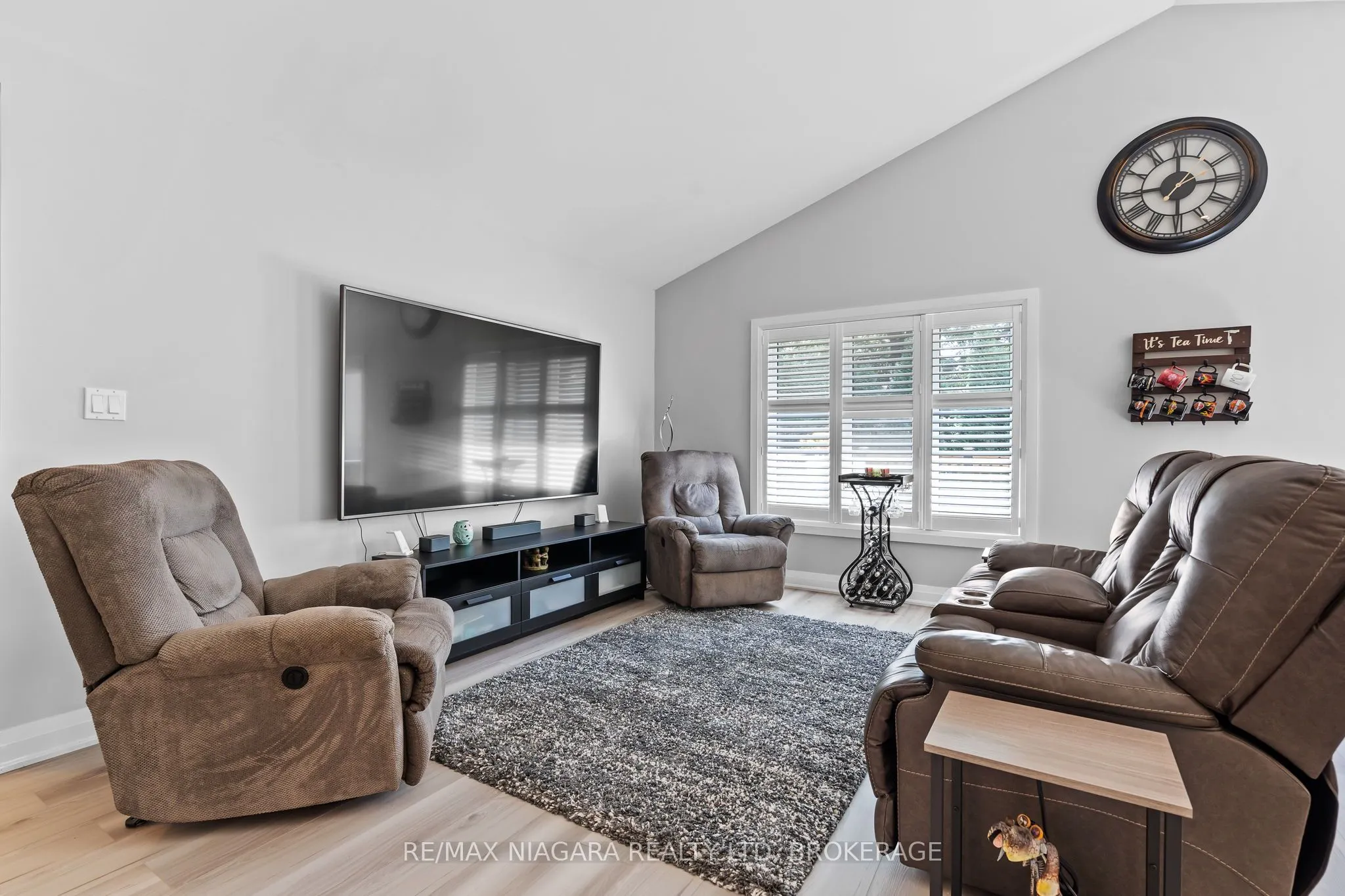7 GIBSON Place, #35
