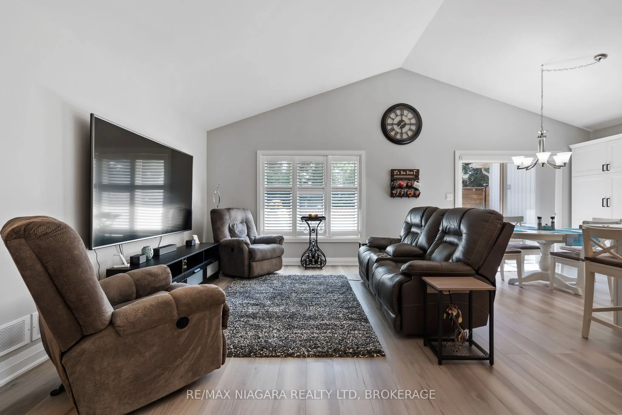 7 GIBSON Place, #35