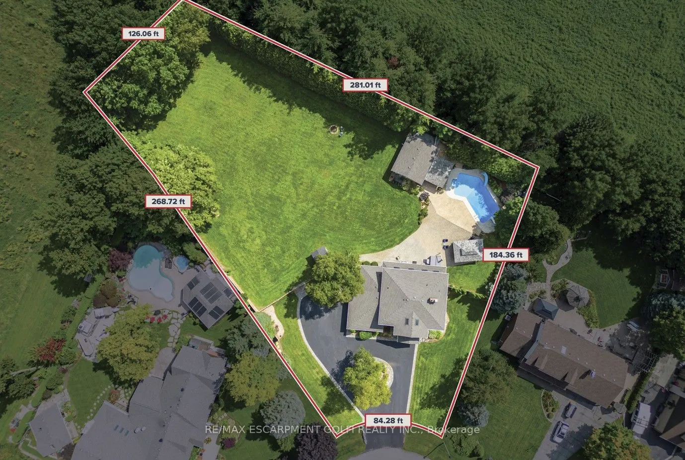 24 JOHN MARTIN Crescent