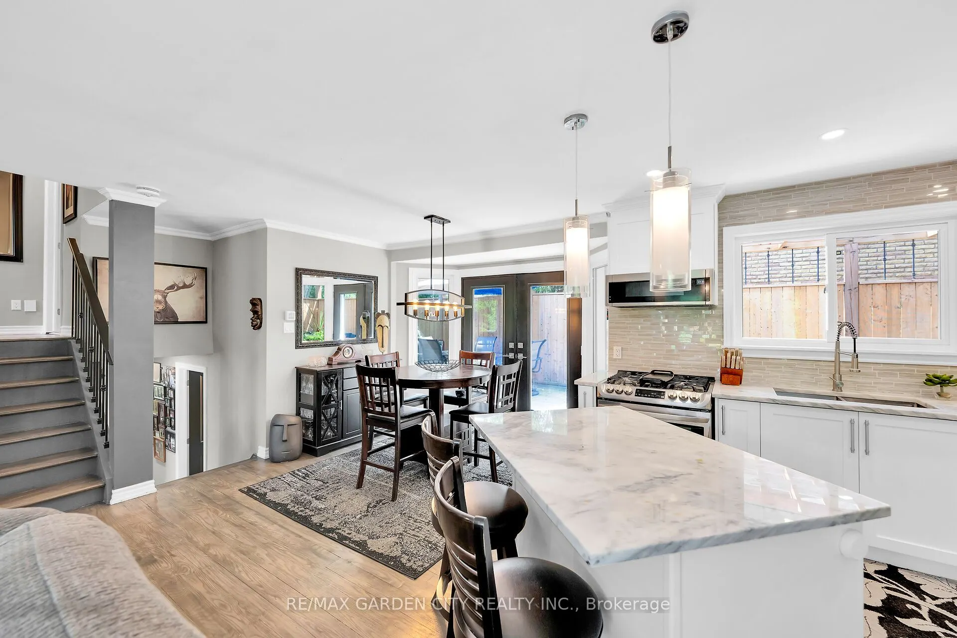 8 BENDAMERE Drive