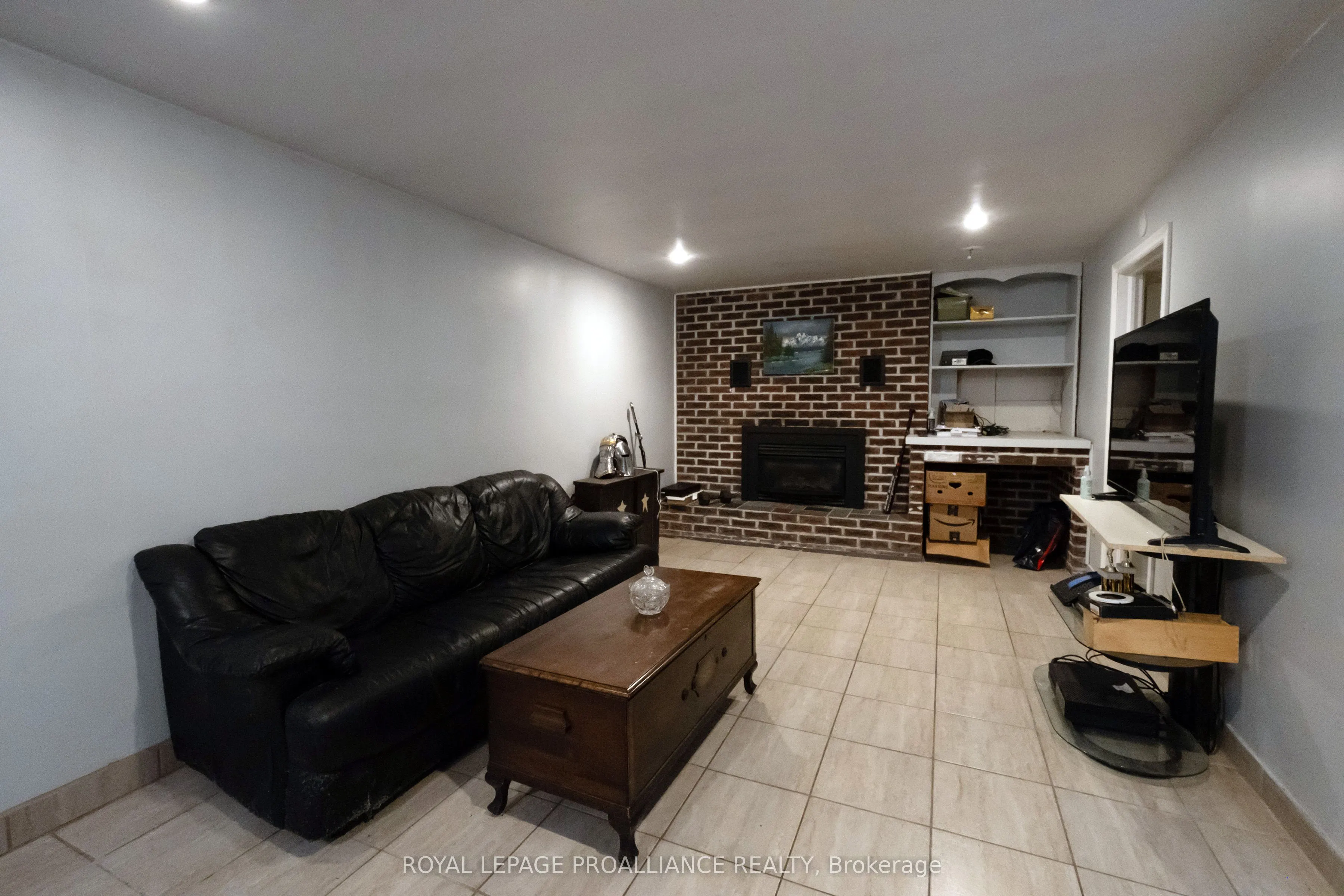 17 Woodland Acres