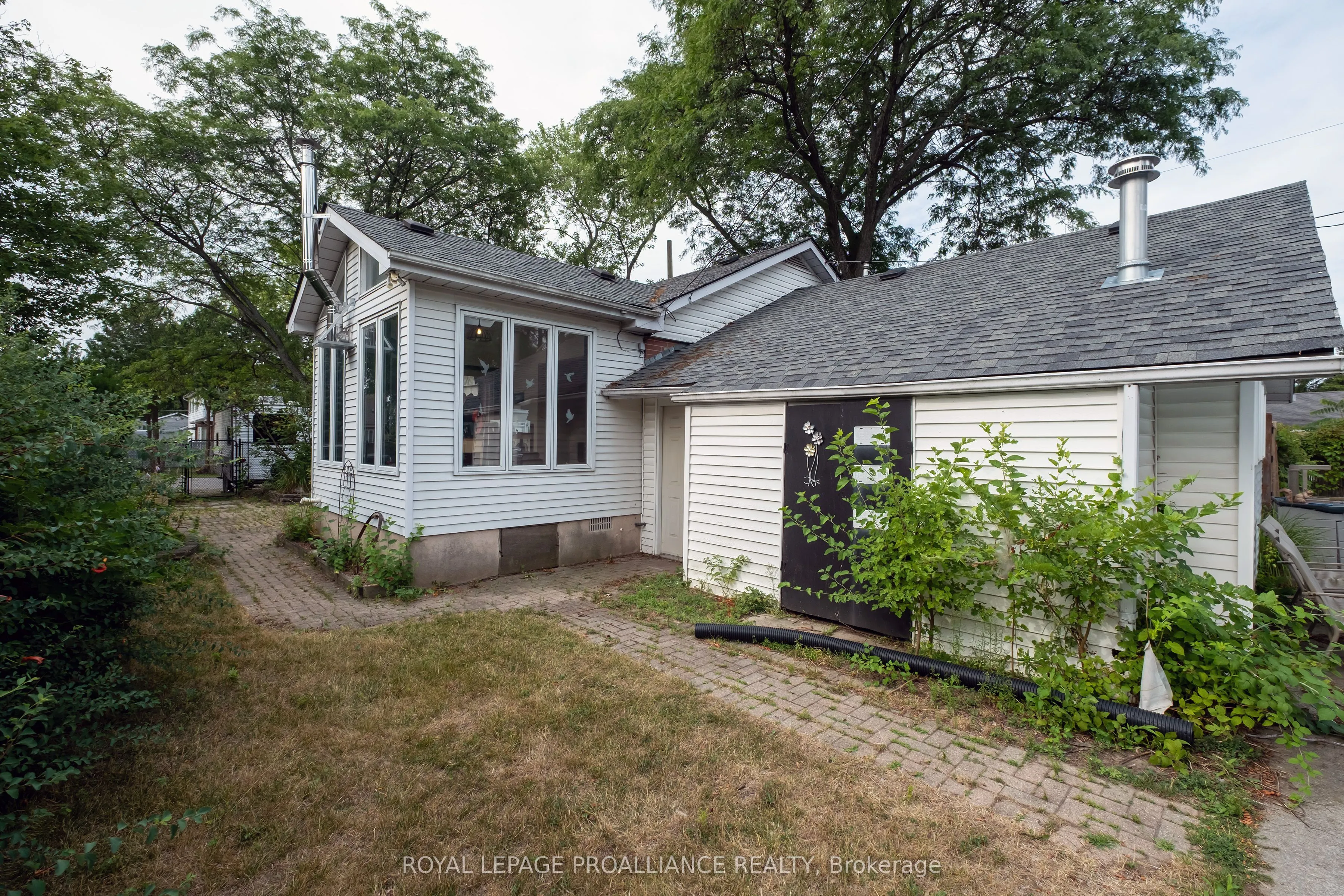 17 Woodland Acres