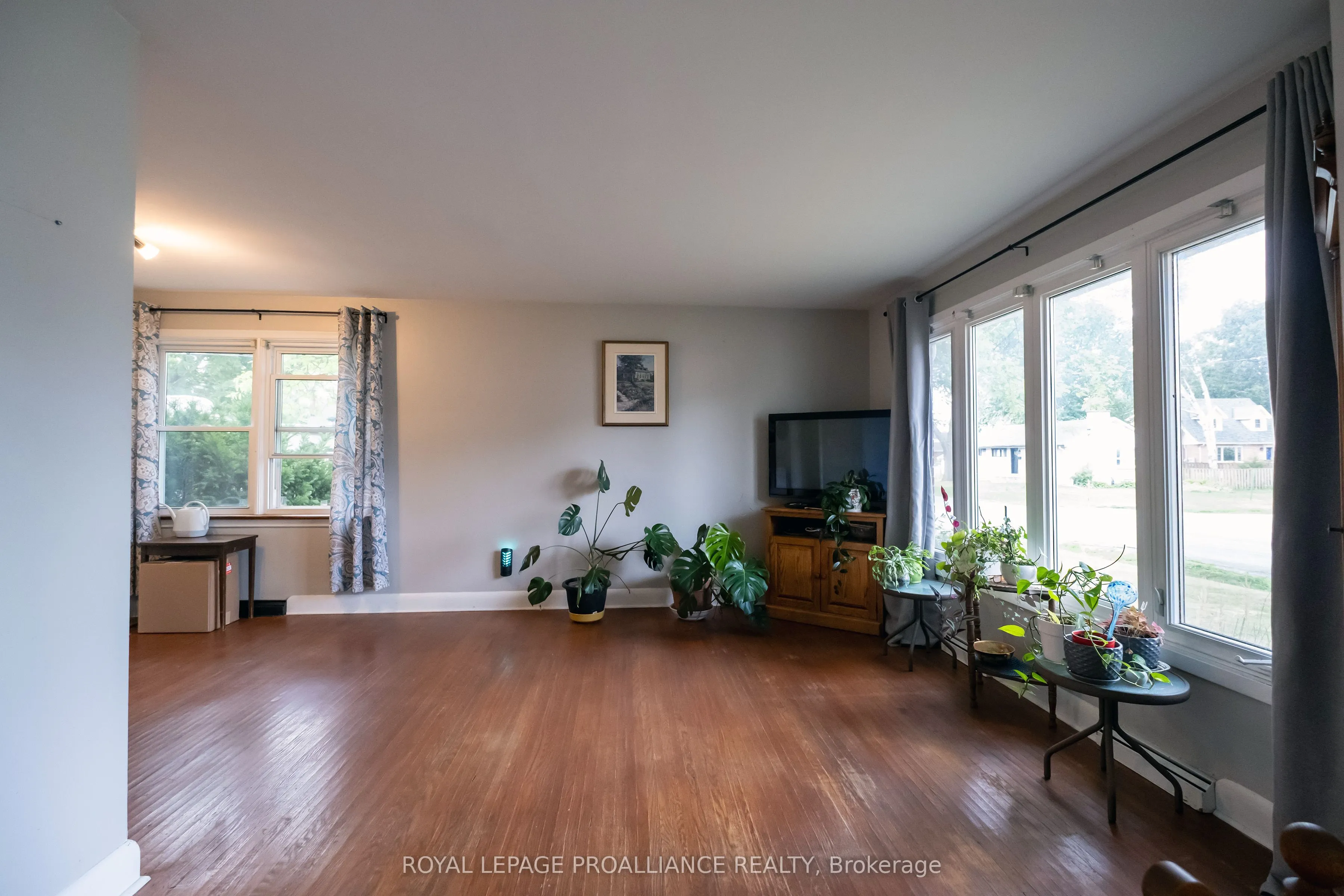 17 Woodland Acres