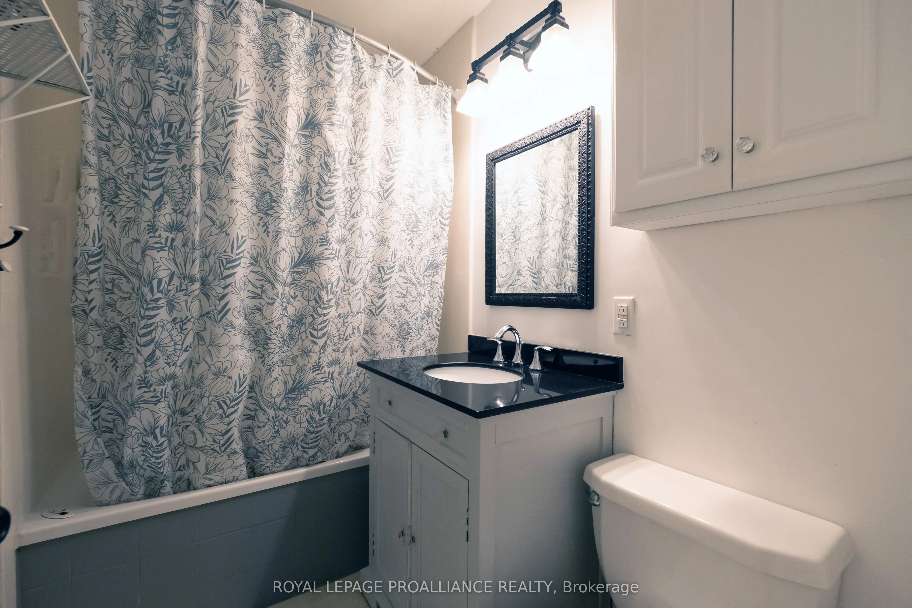 17 Woodland Acres