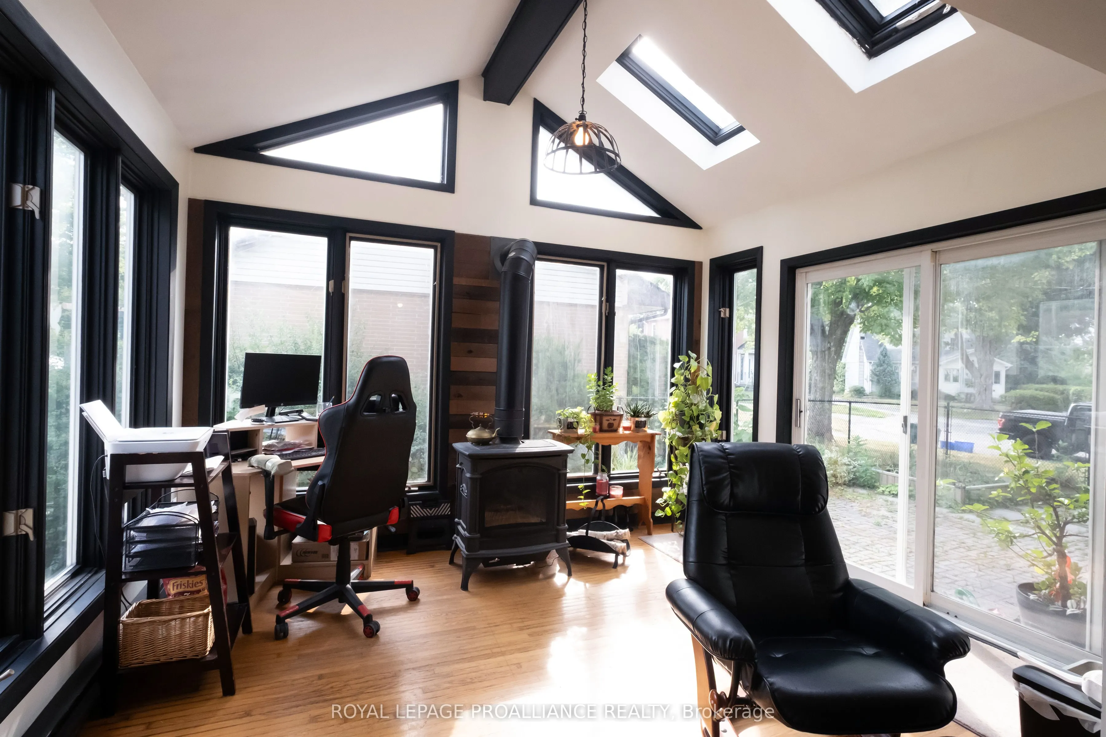 17 Woodland Acres