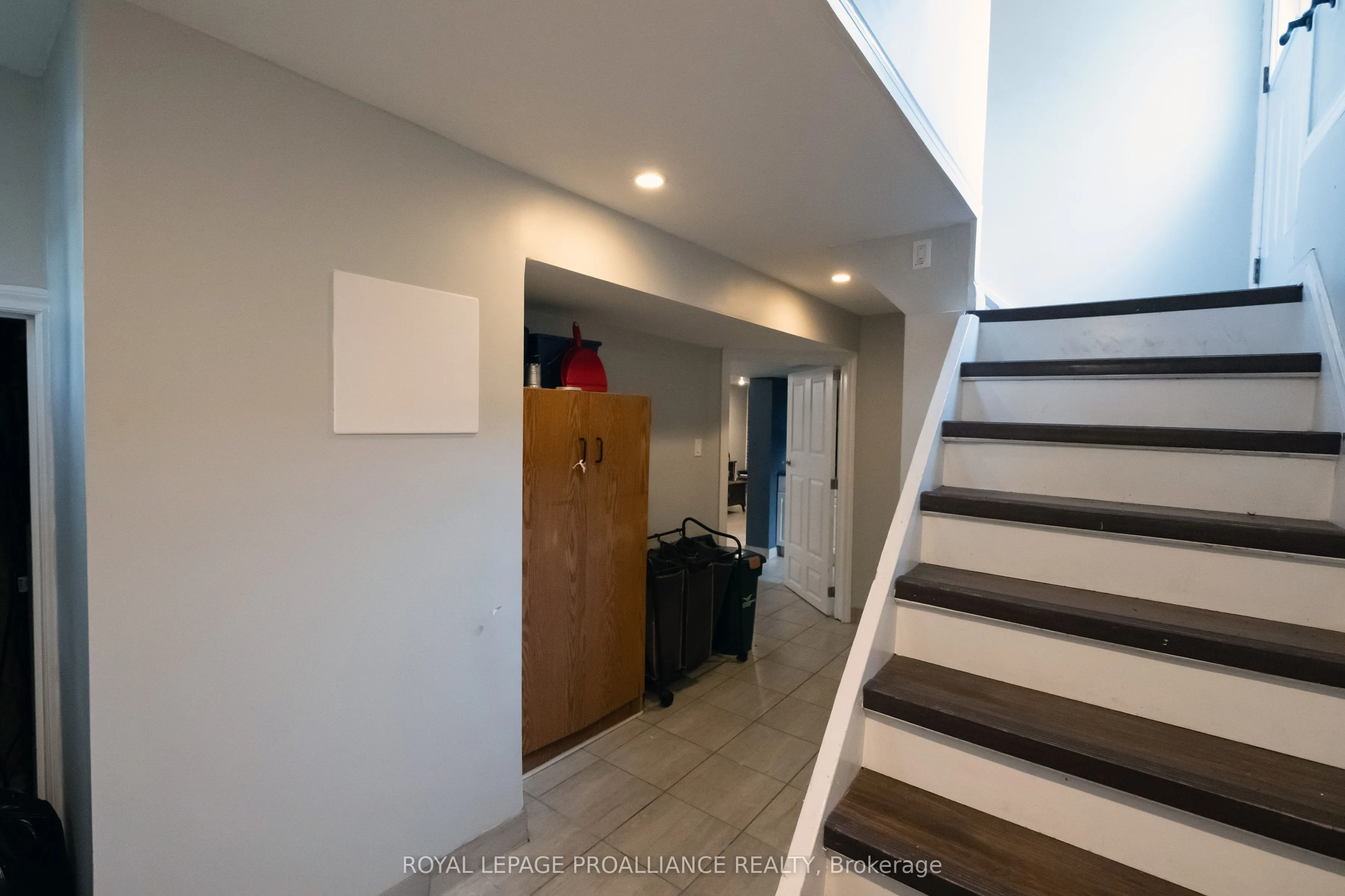 17 Woodland Acres