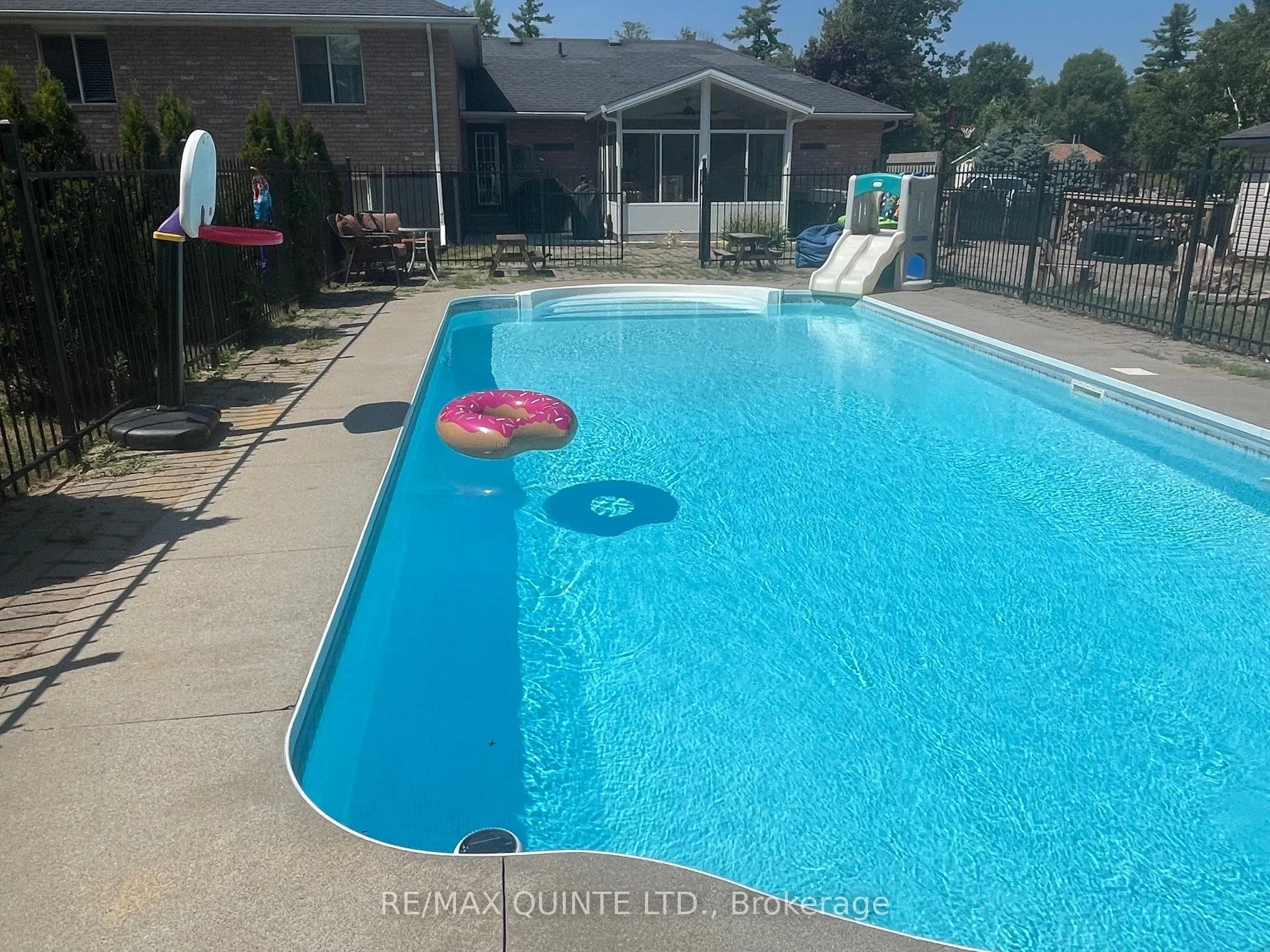 65 Glenburnie Drive
