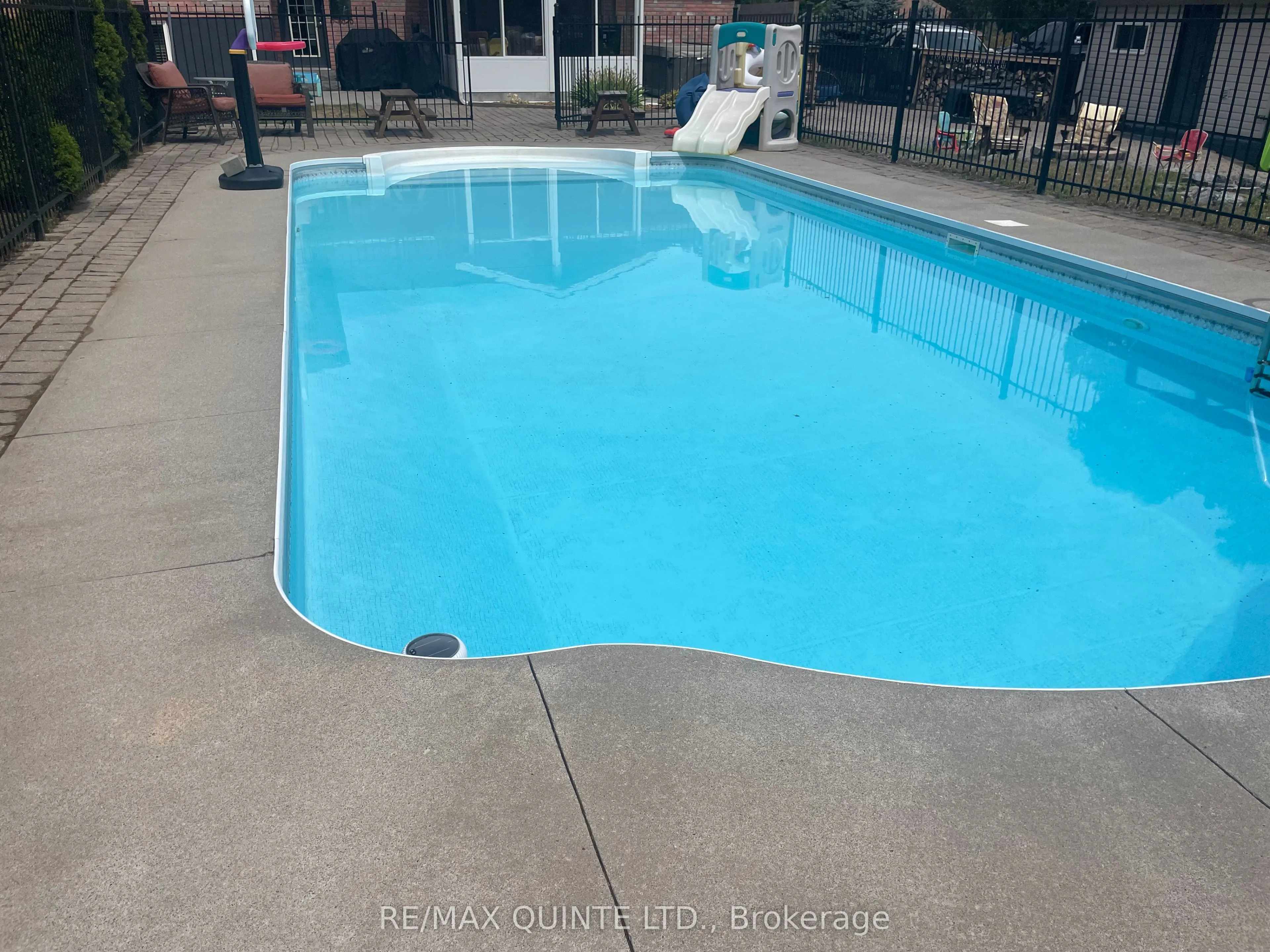 65 Glenburnie Drive