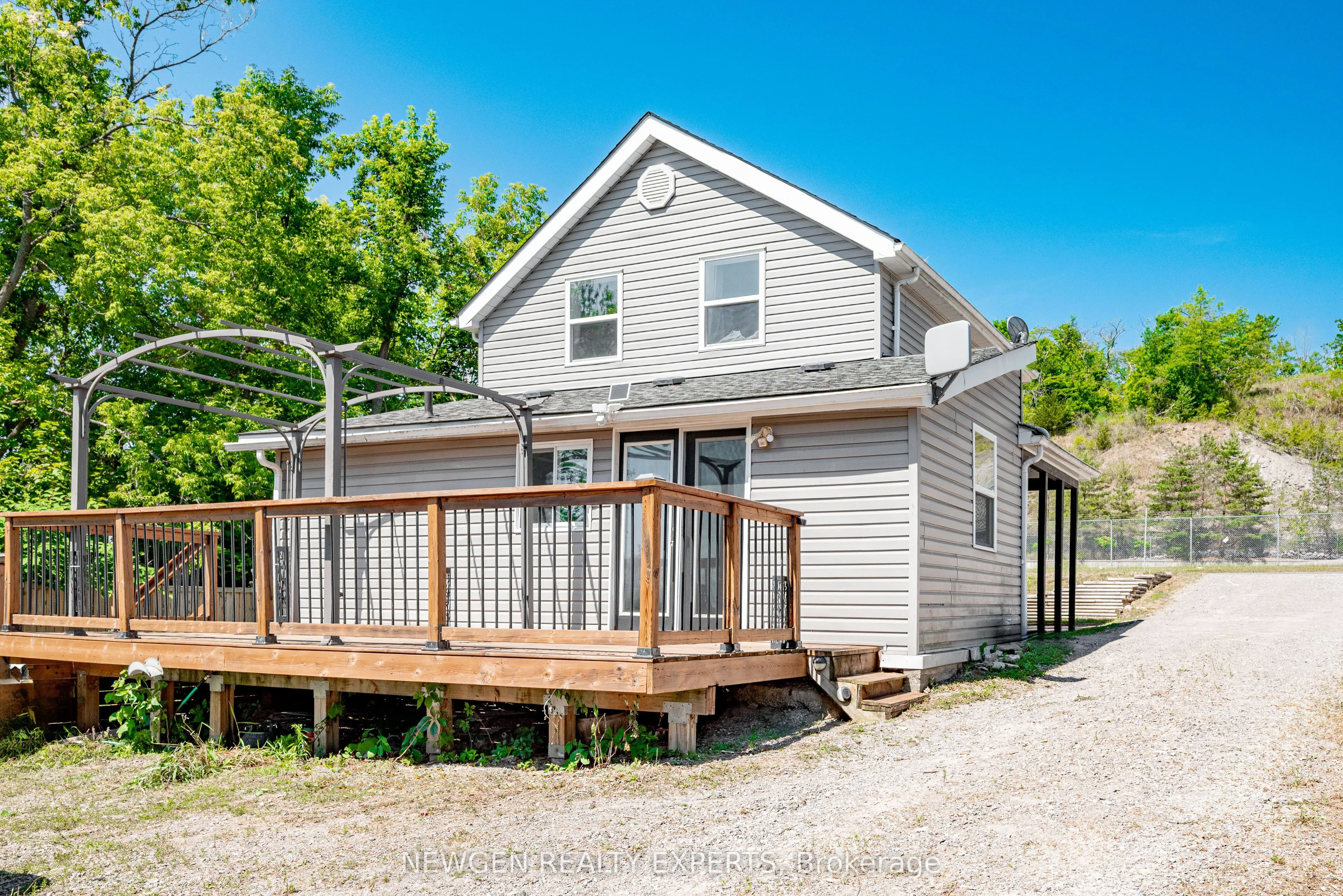4419 Hwy 7 Highway