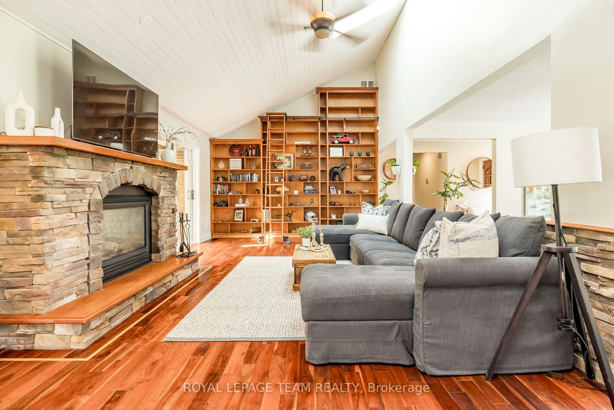 1216A River Road