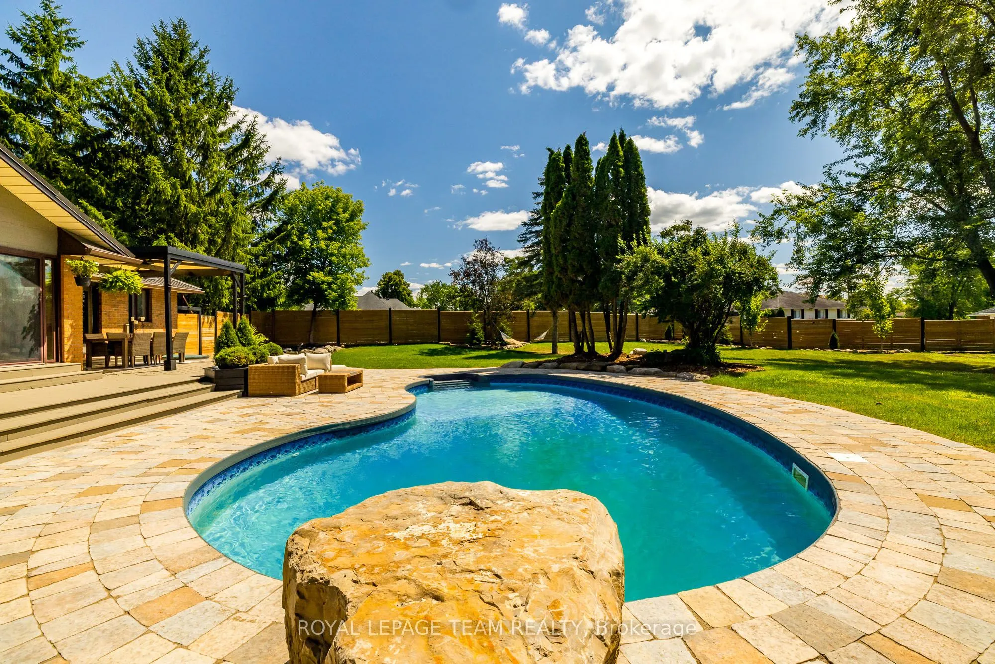1216A River Road