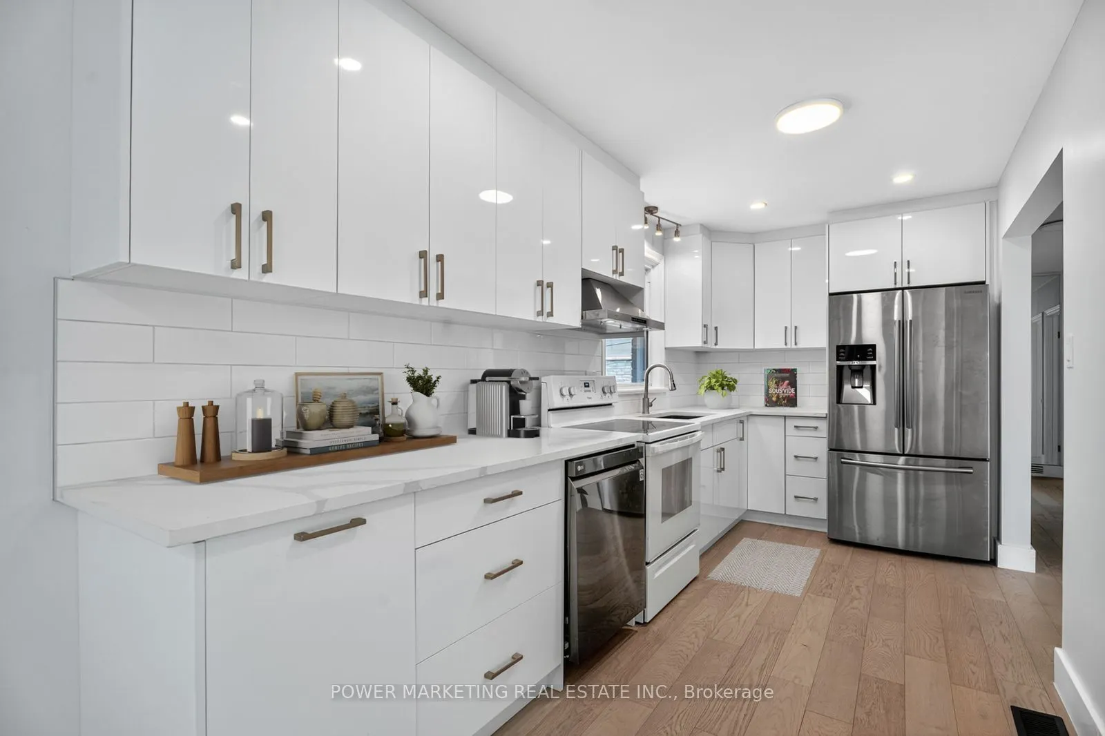 9 Epworth Avenue