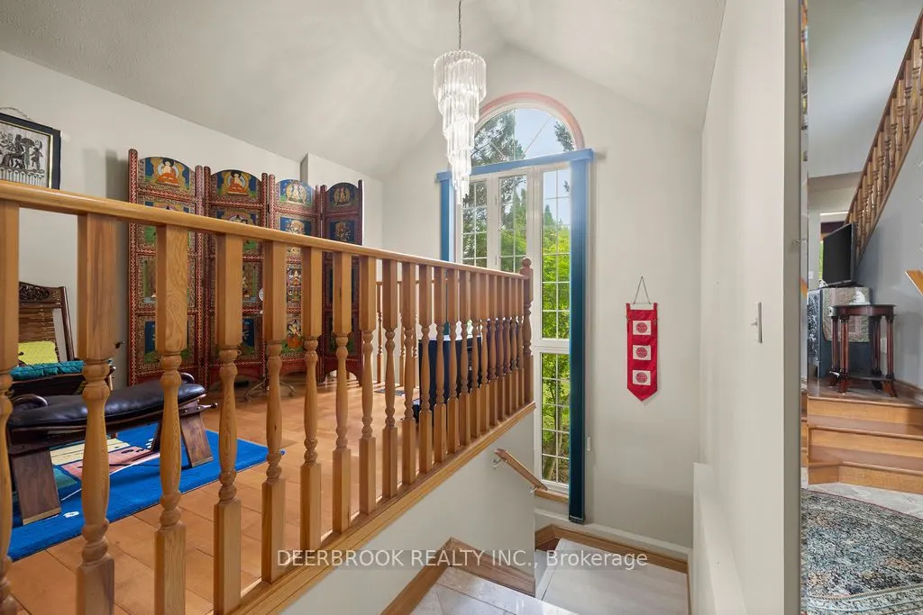 4577 Hunt Club Crescent