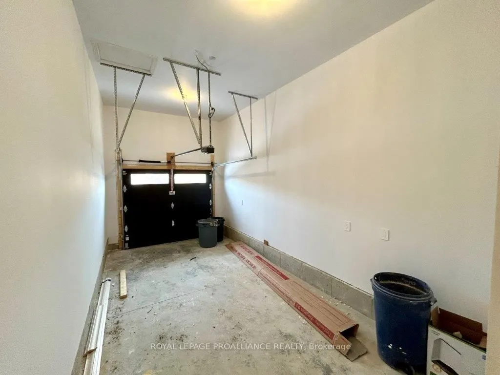 22 Riverstone Way