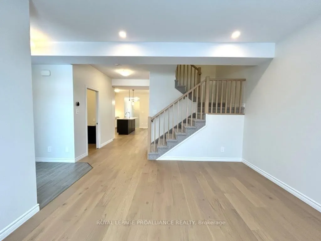 22 Riverstone Way