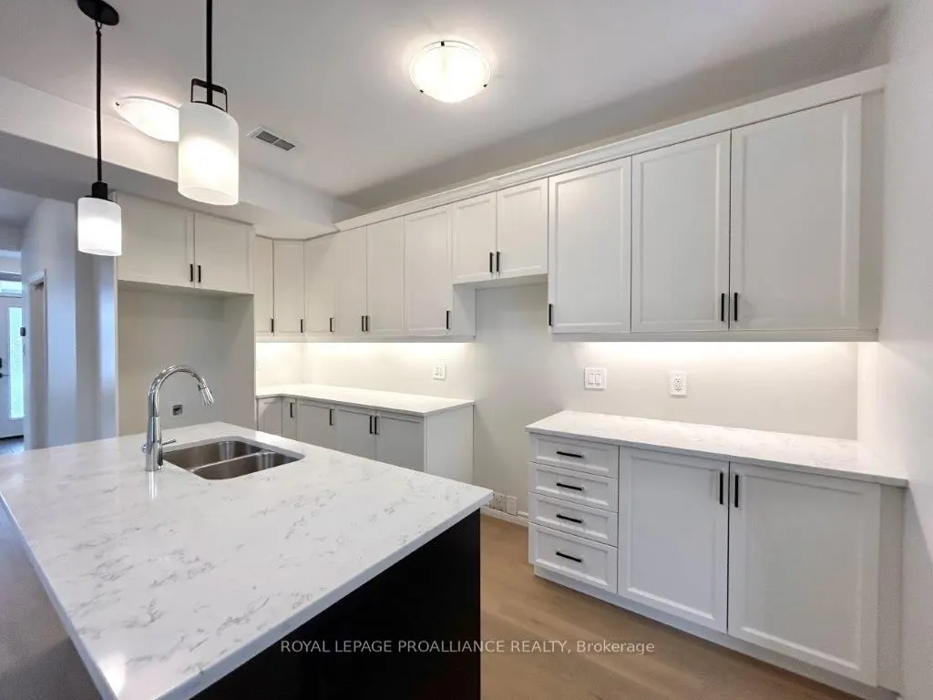 22 Riverstone Way