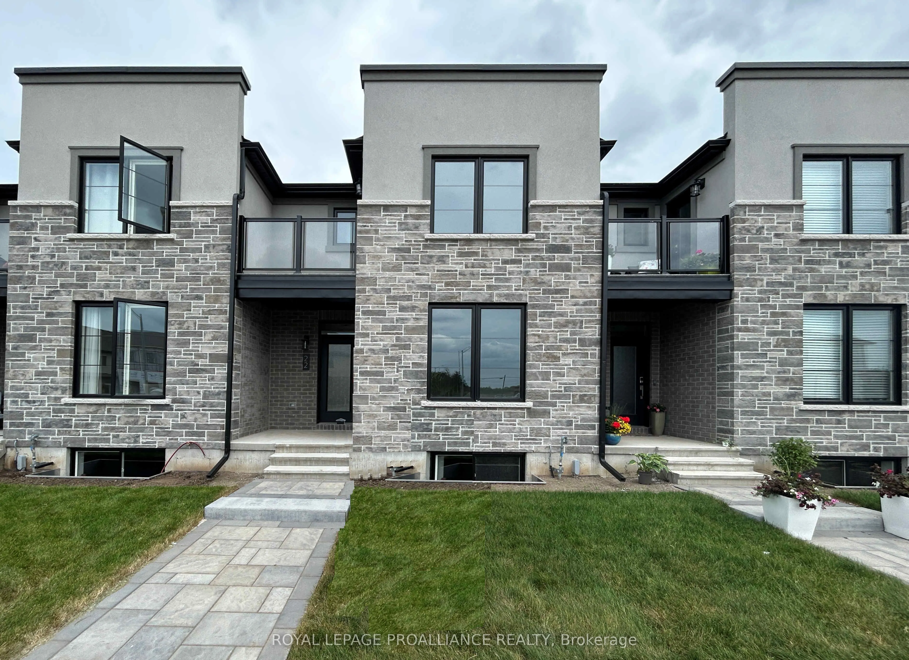 22 Riverstone Way