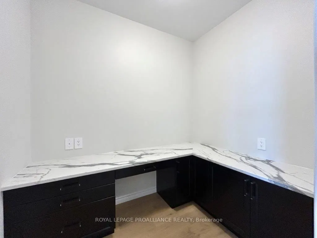 22 Riverstone Way
