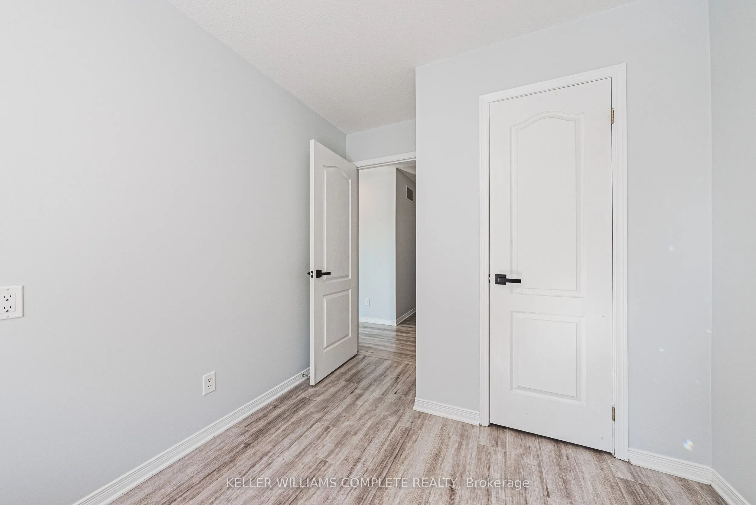 4492 WELTMAN Way