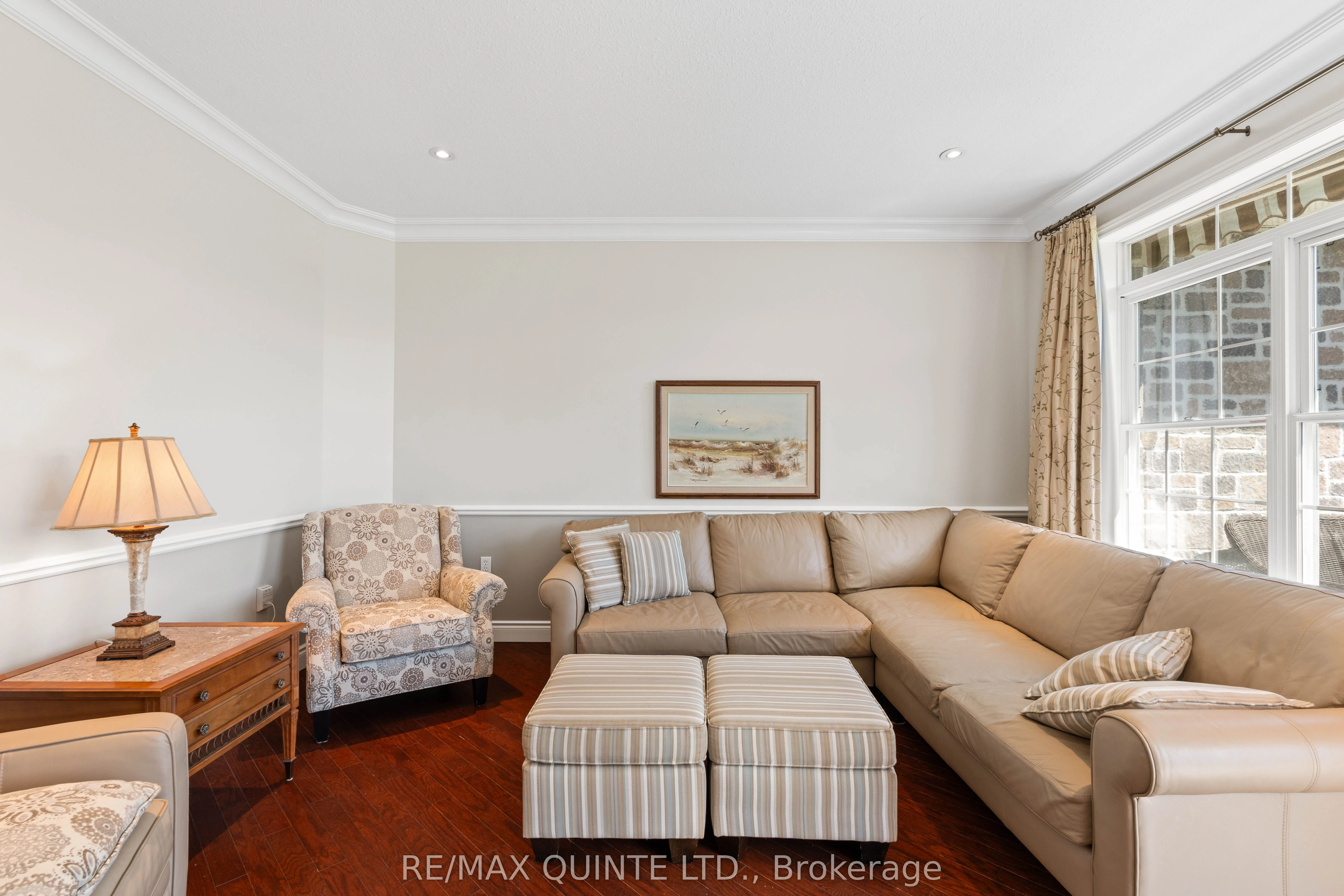 22 GRACEFIELD Lane