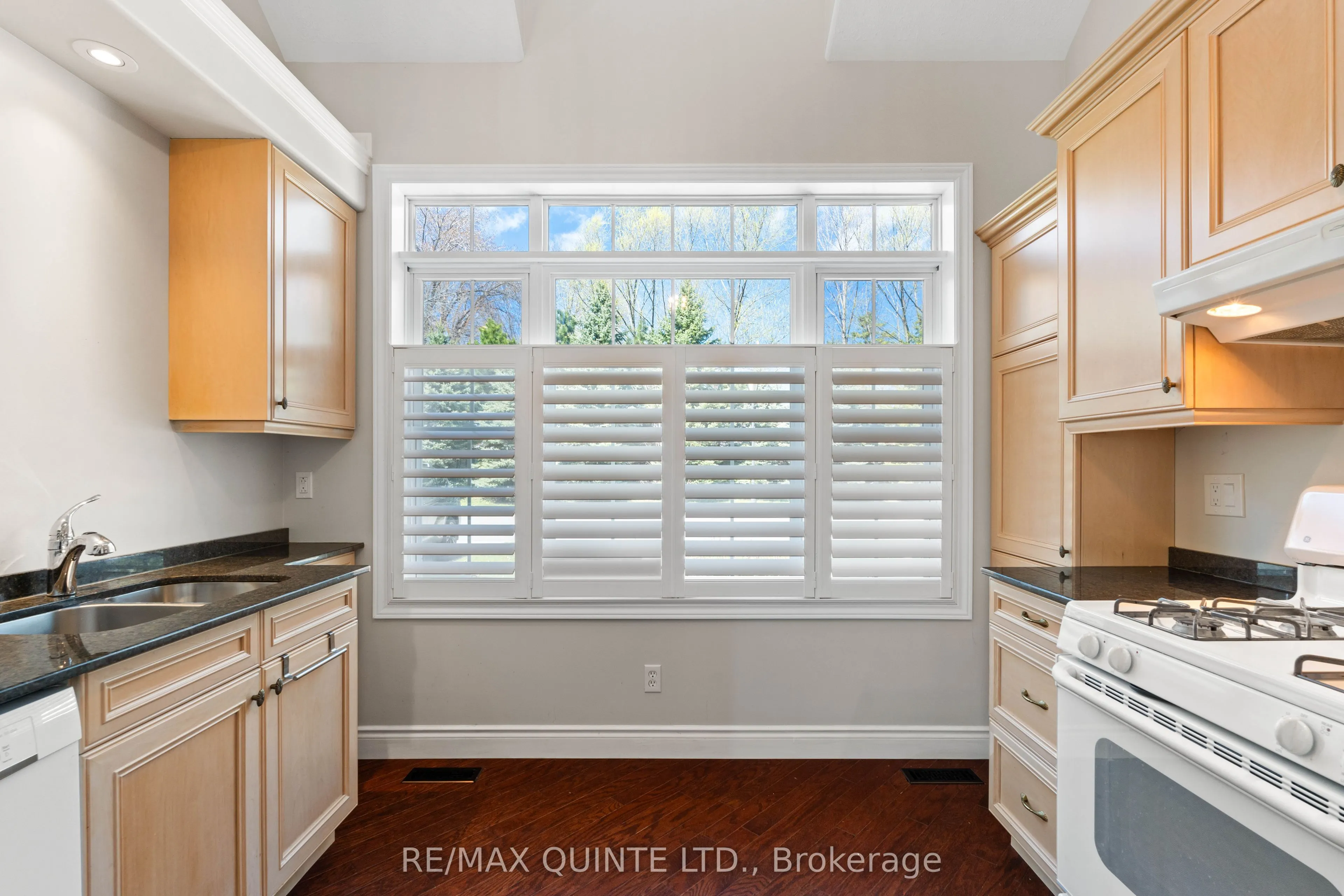 22 GRACEFIELD Lane