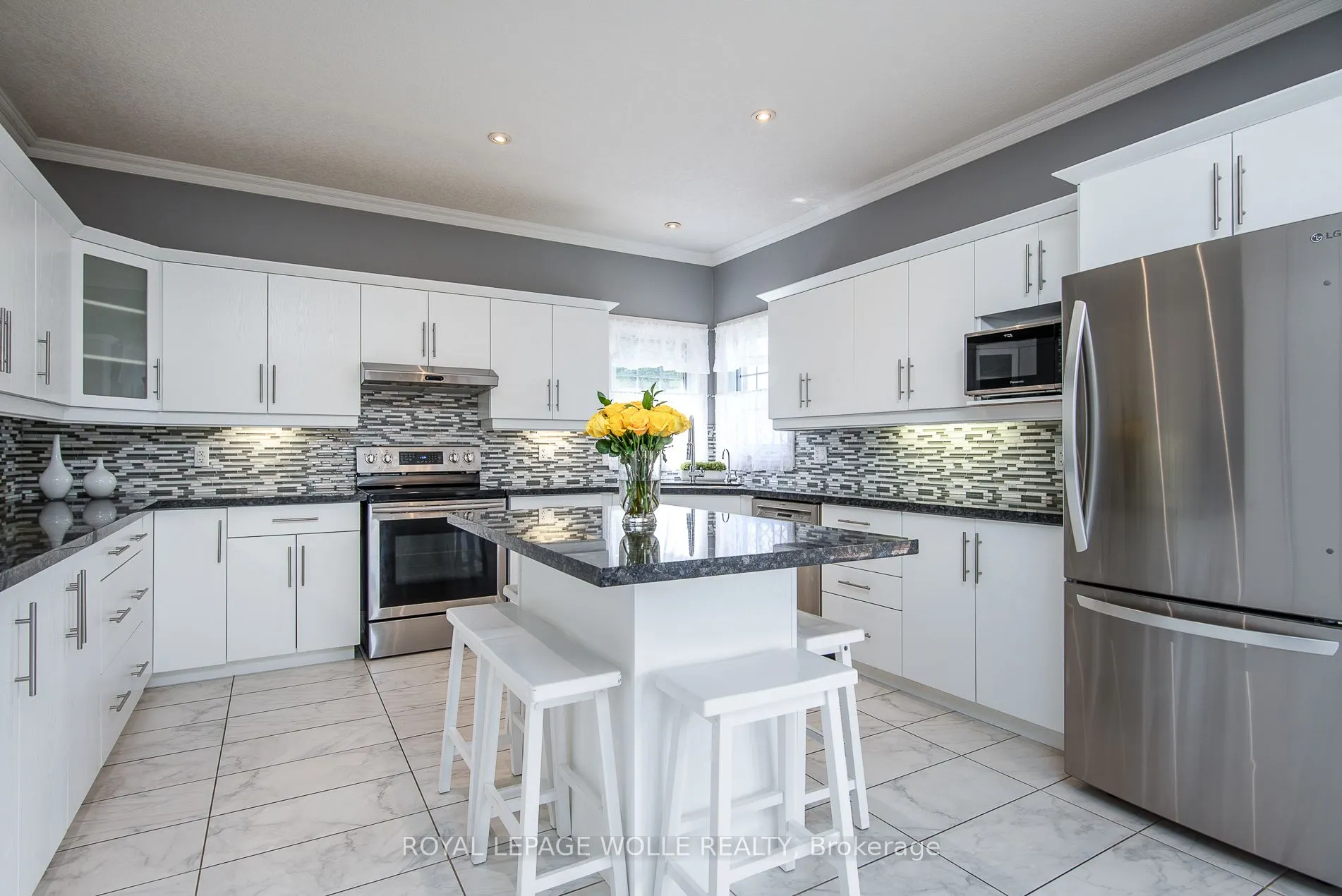 35 Yarrow Court