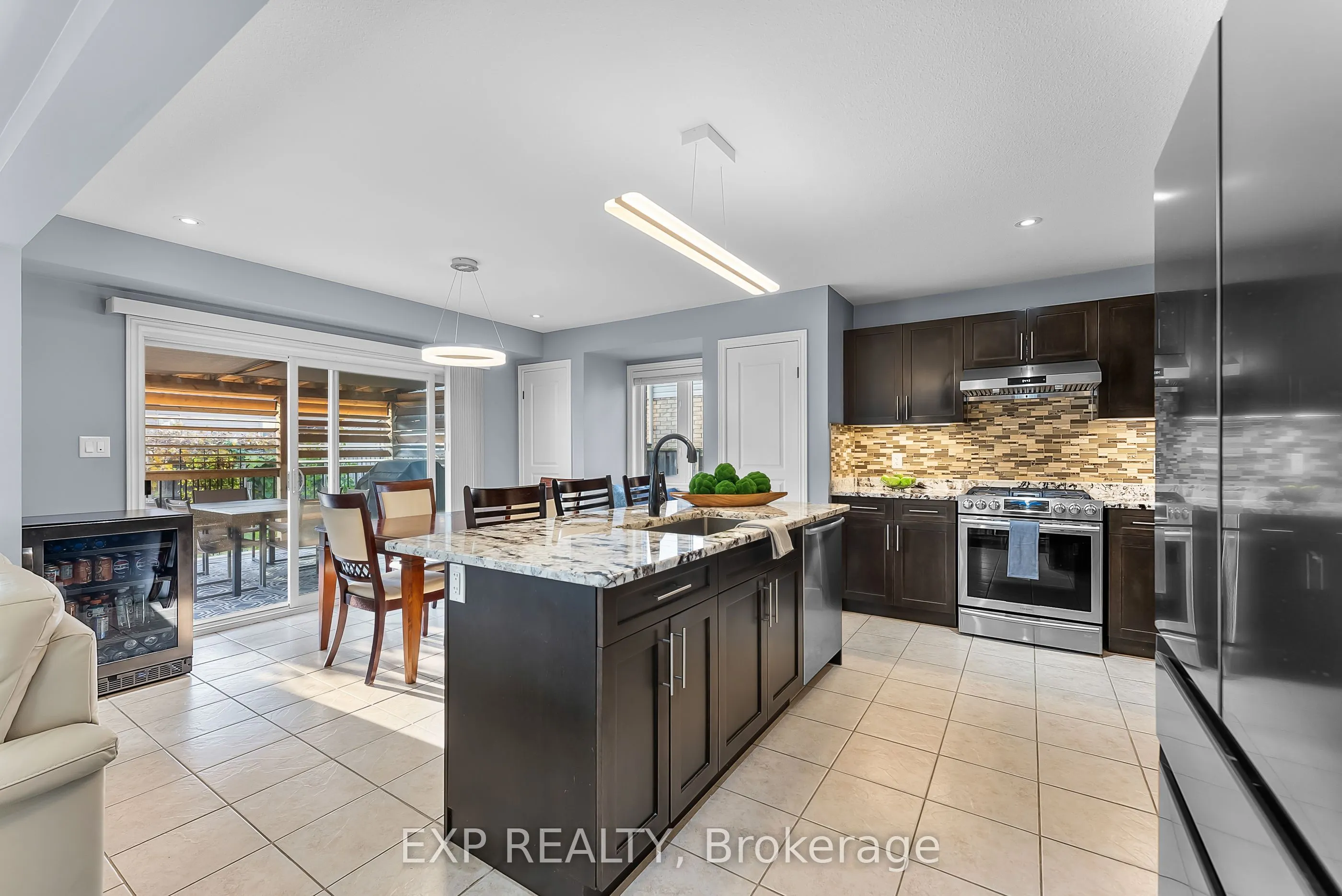 5743 Jake Crescent