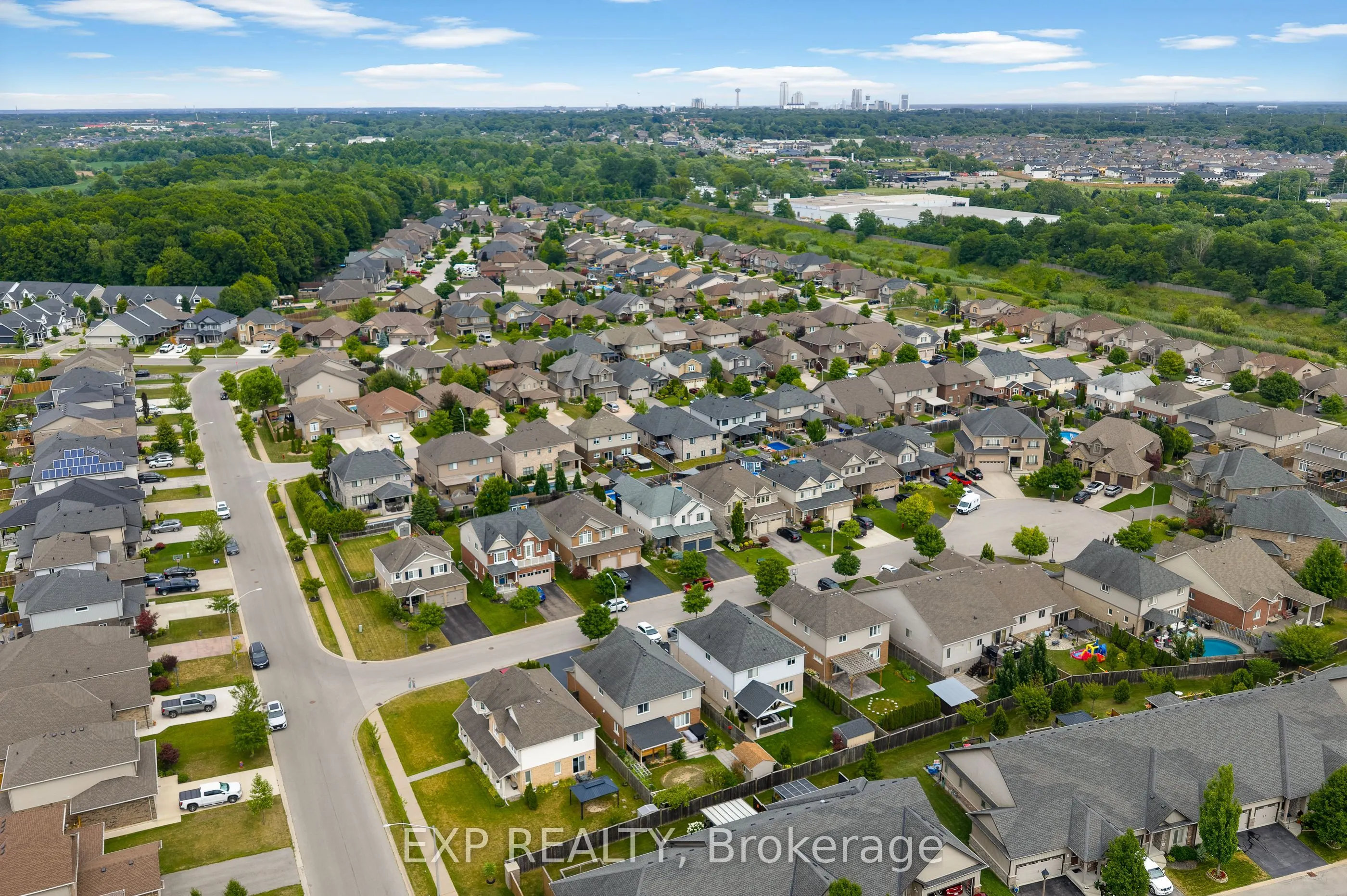 5743 Jake Crescent