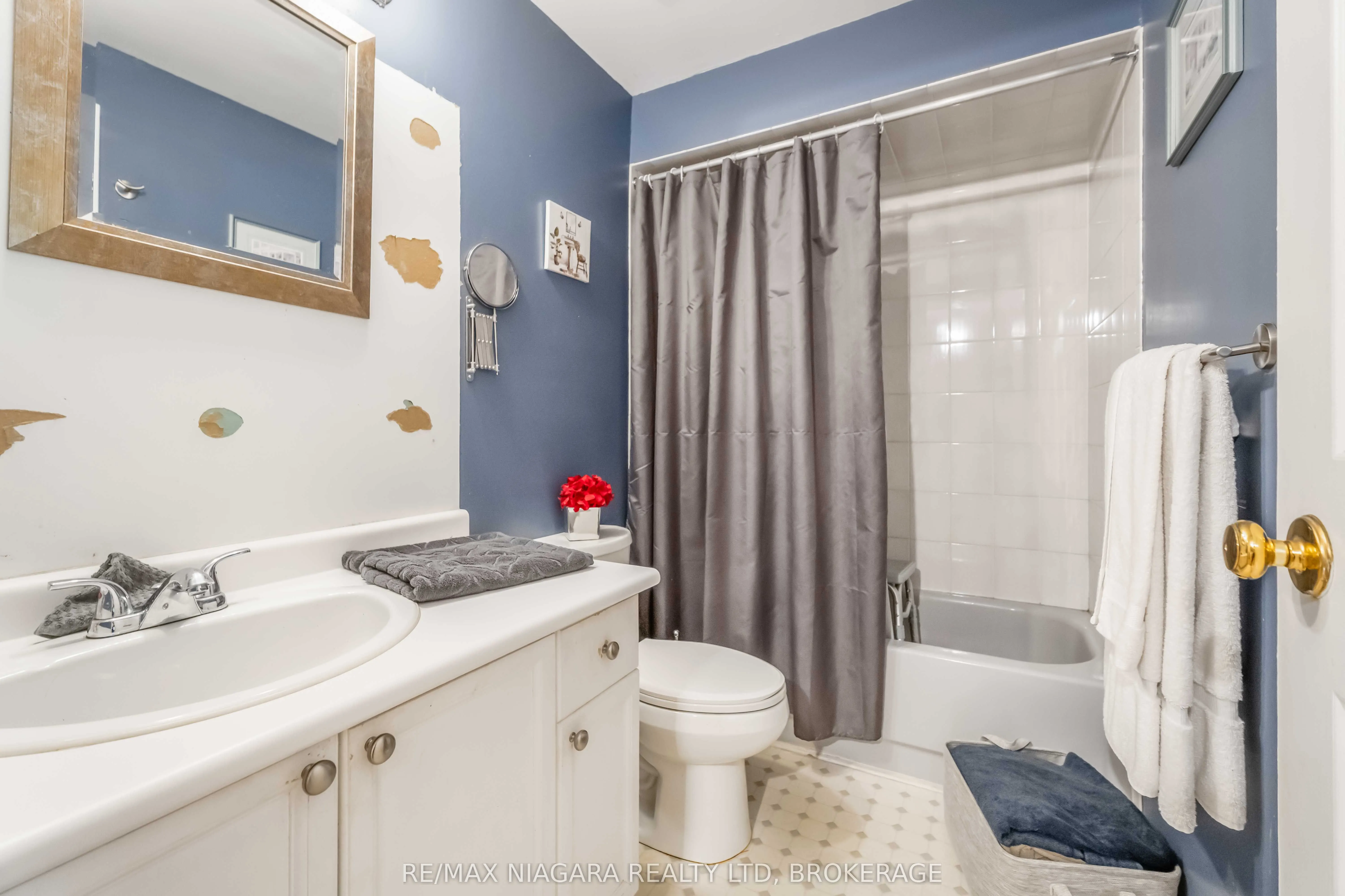 125 Woodlawn Road, #3